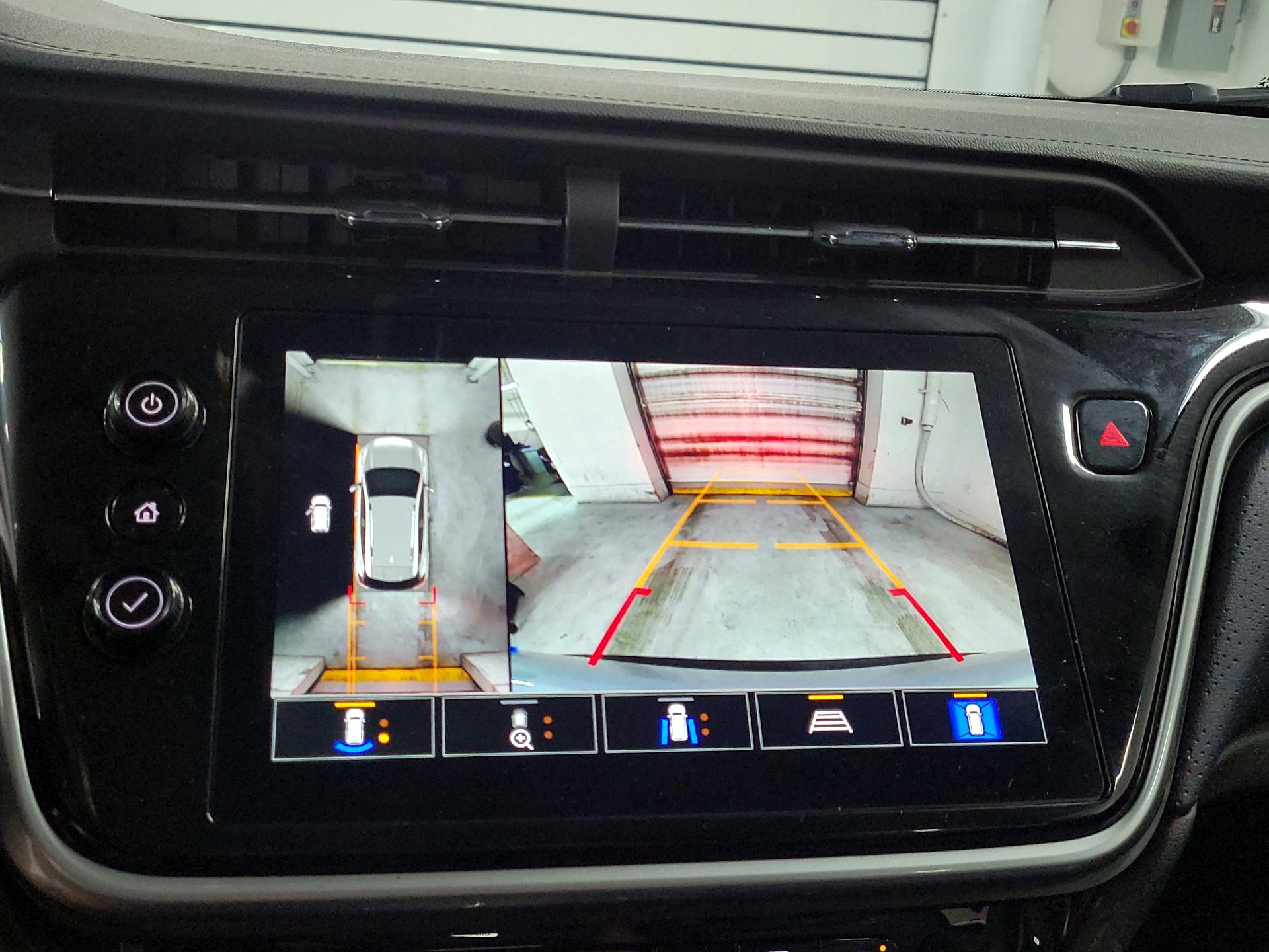 Thumbnail: 2023 Chevrolet Bolt EUV - 14