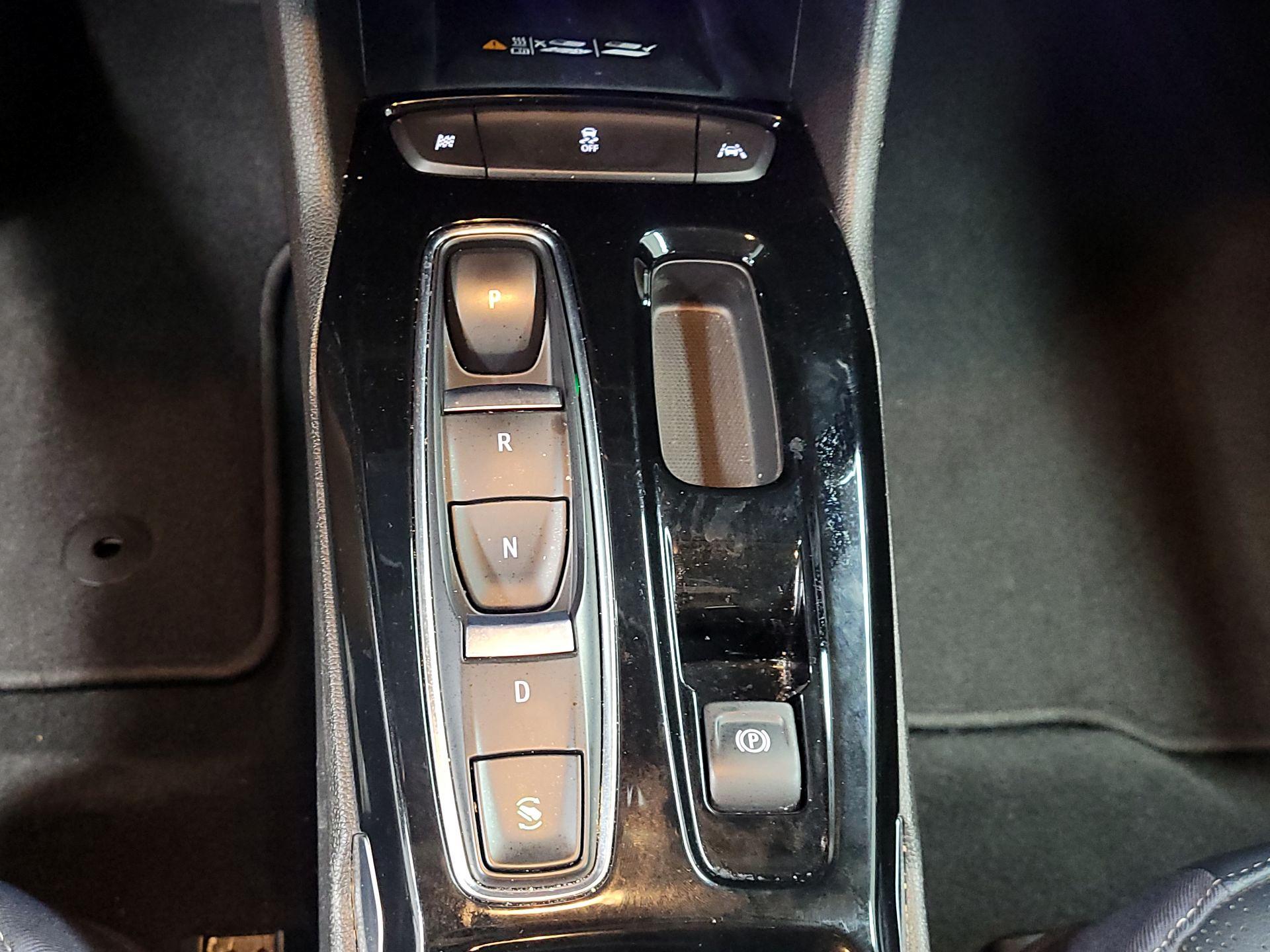 Thumbnail: 2023 Chevrolet Bolt EUV - 17