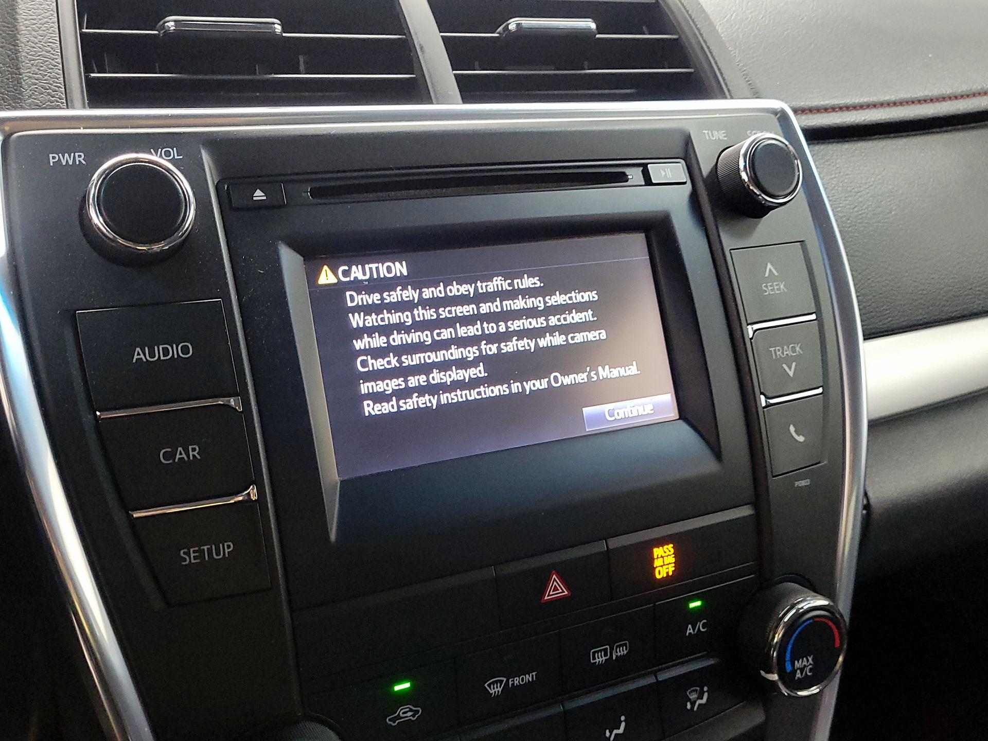Thumbnail: 2015 Toyota Camry - 16