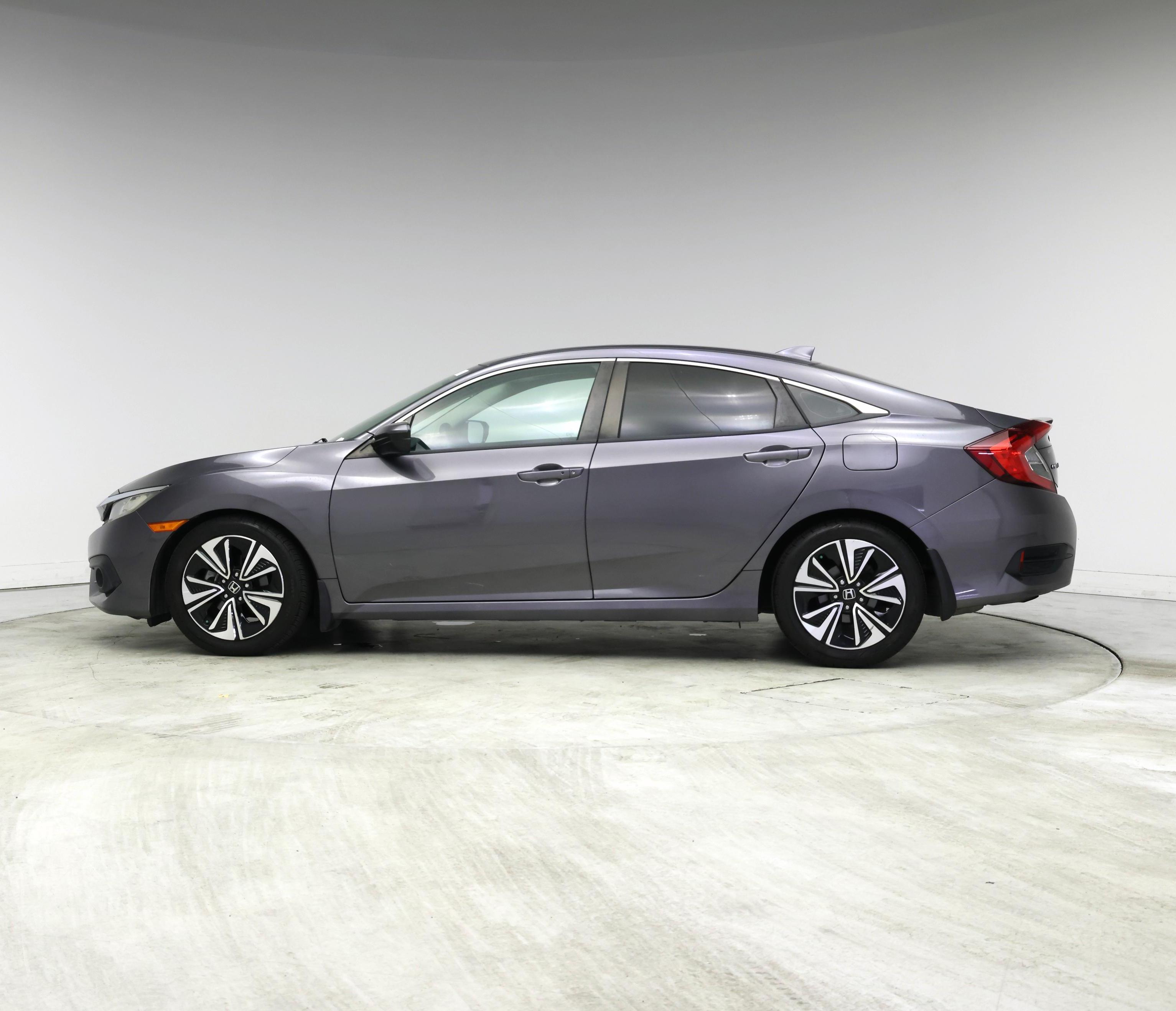 Thumbnail: 2017 Honda Civic - 3