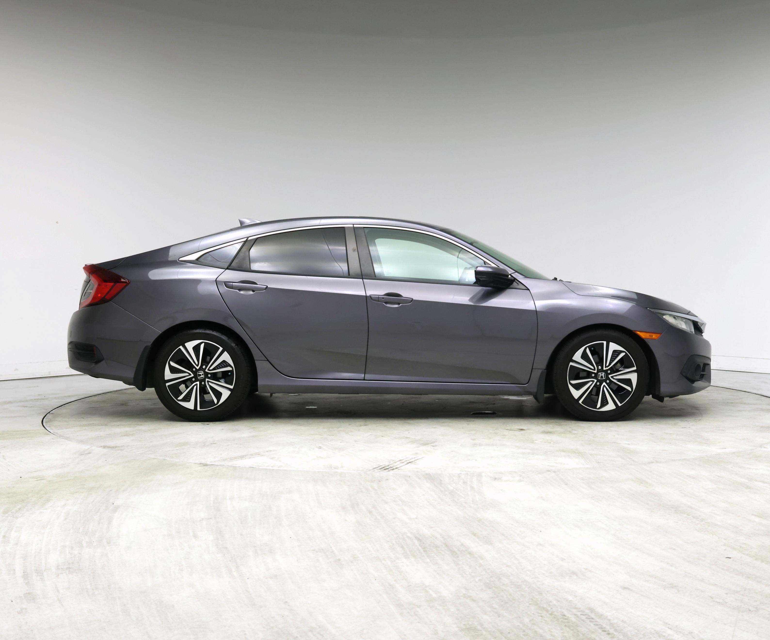 Thumbnail: 2017 Honda Civic - 7