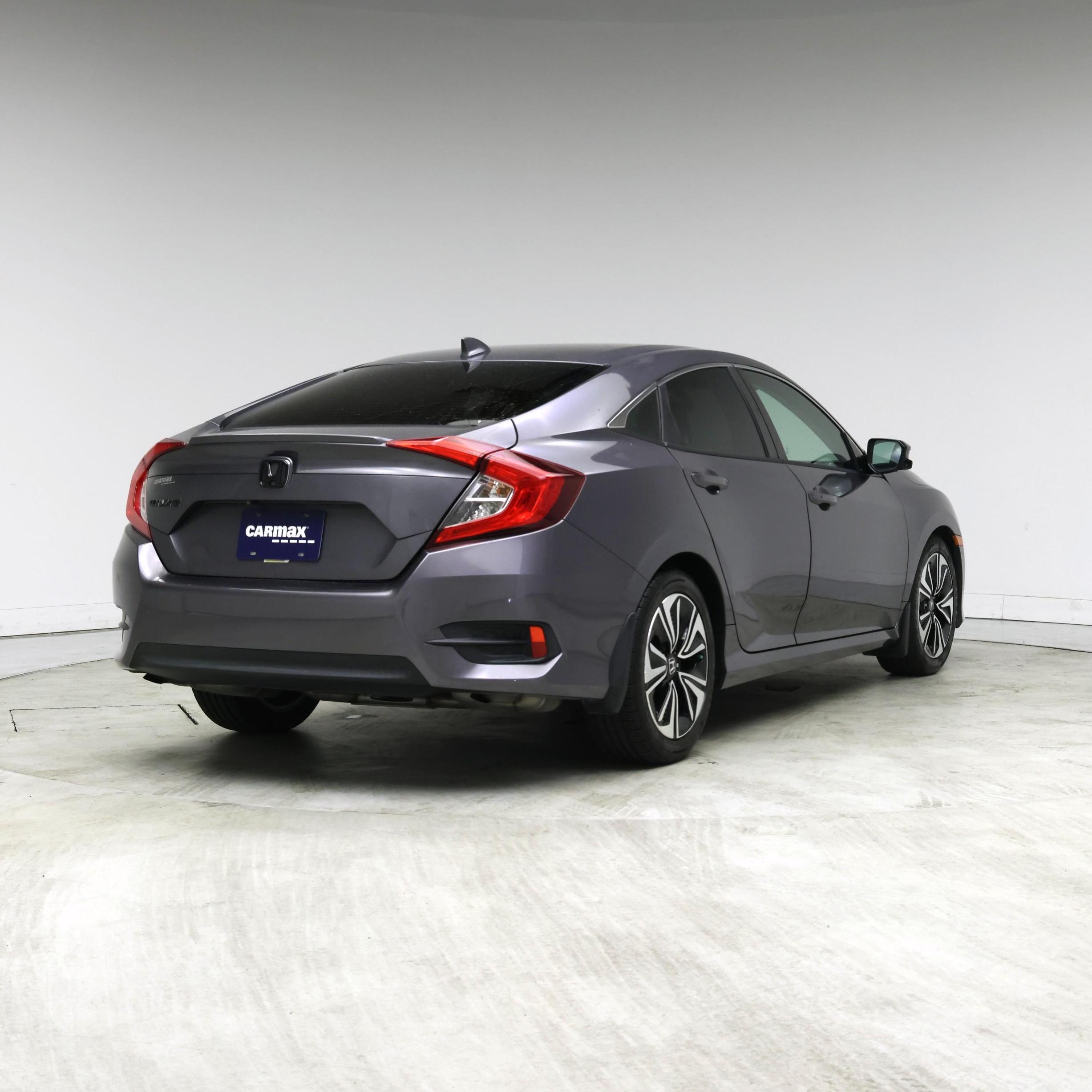 Thumbnail: 2017 Honda Civic - 8