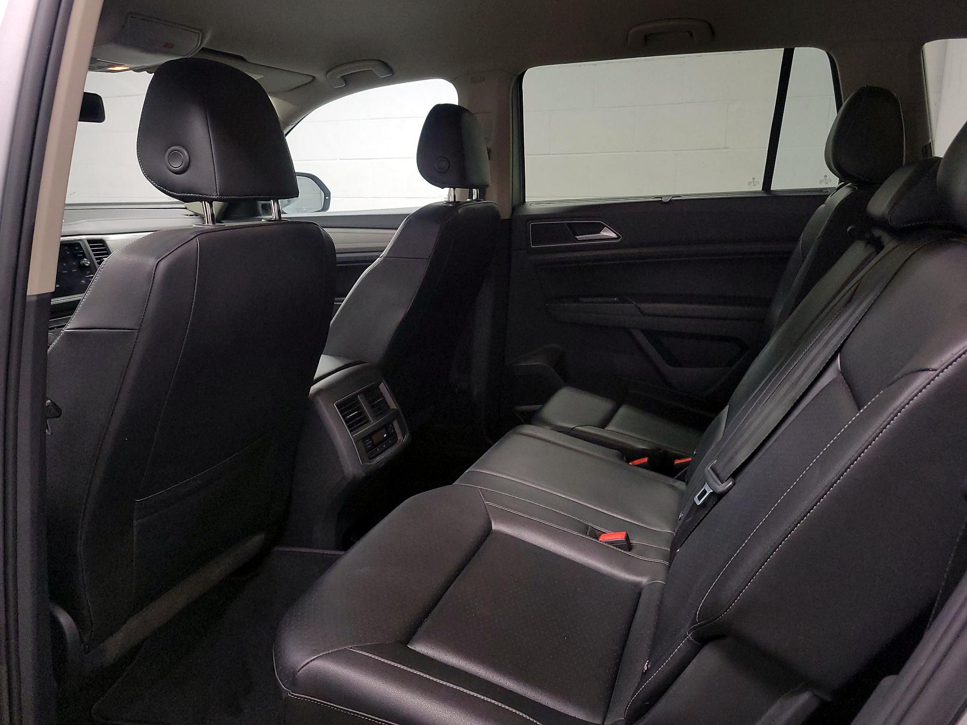 Thumbnail: 2018 Volkswagen Atlas - 18