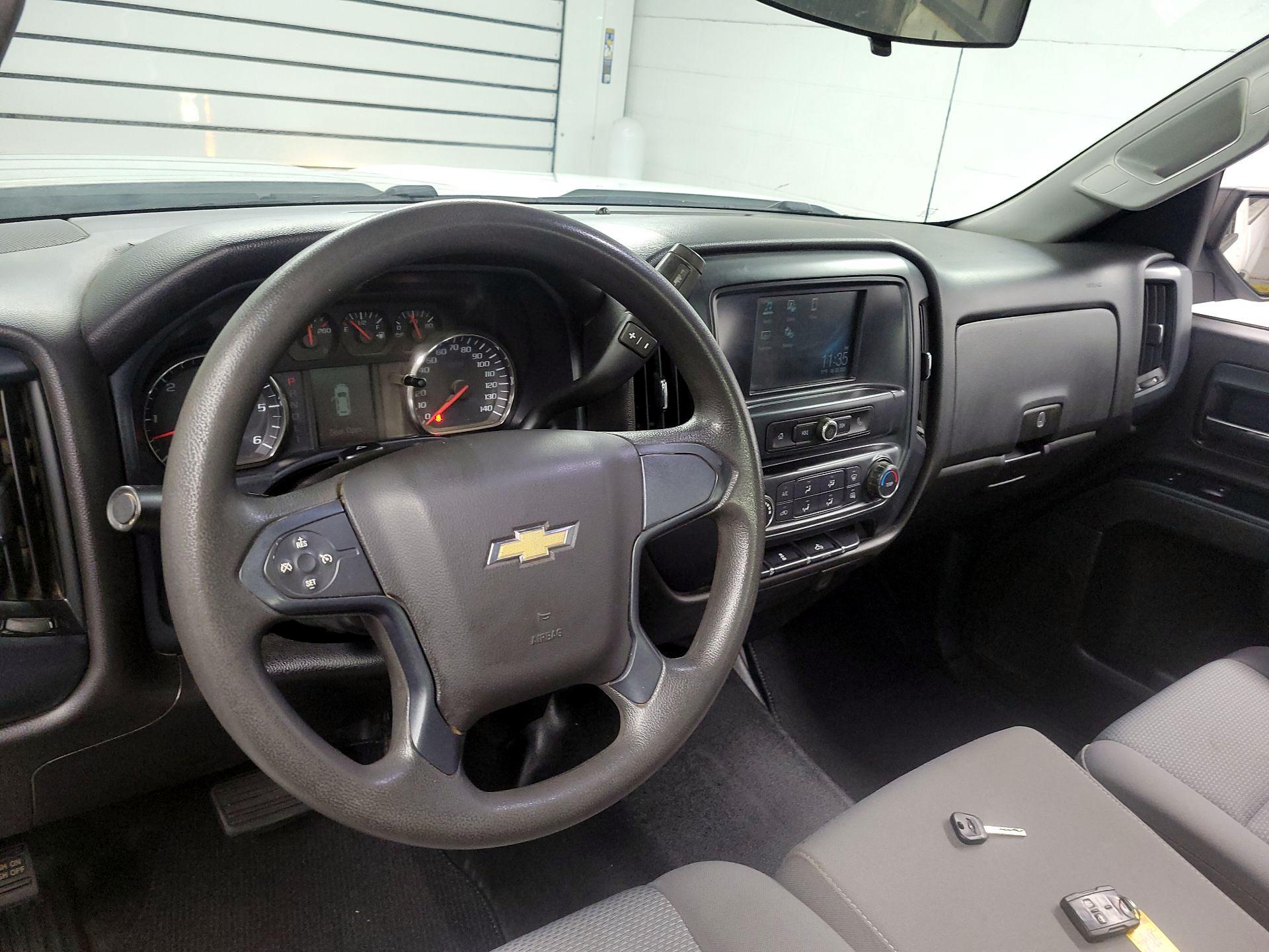 Thumbnail: 2018 Chevrolet Silverado 2500 - 9