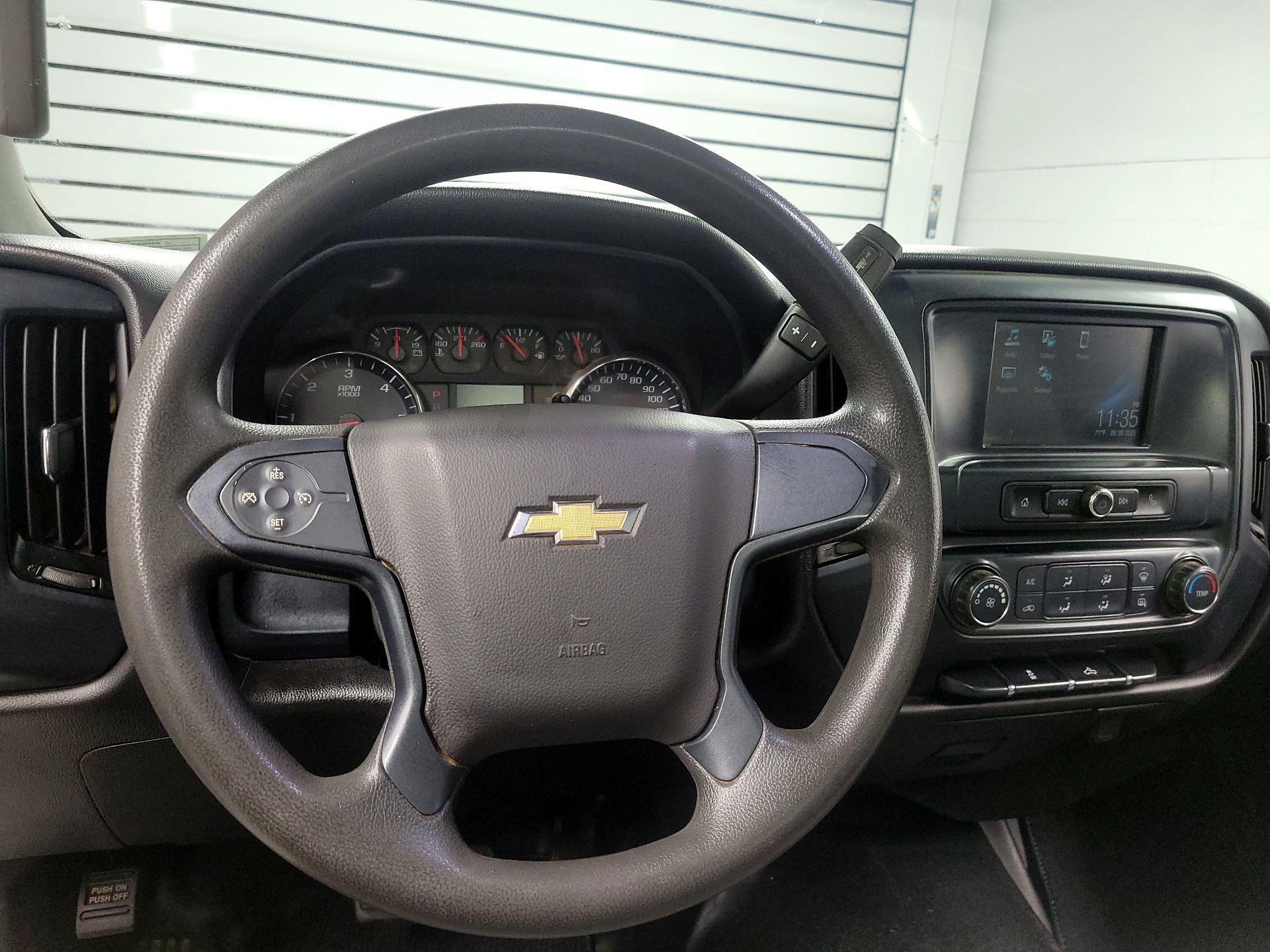 Thumbnail: 2018 Chevrolet Silverado 2500 - 10