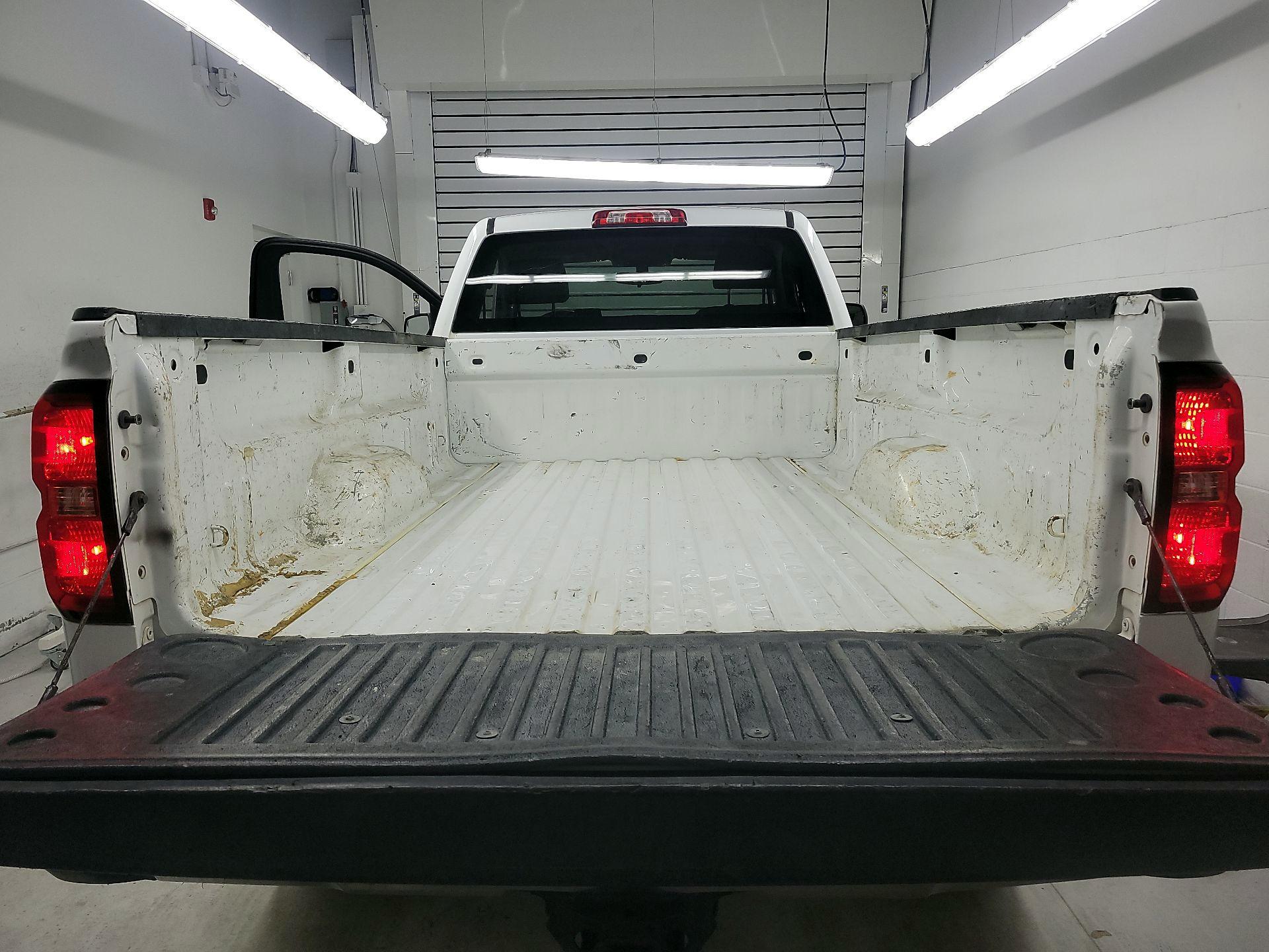 Thumbnail: 2018 Chevrolet Silverado 2500 - 18