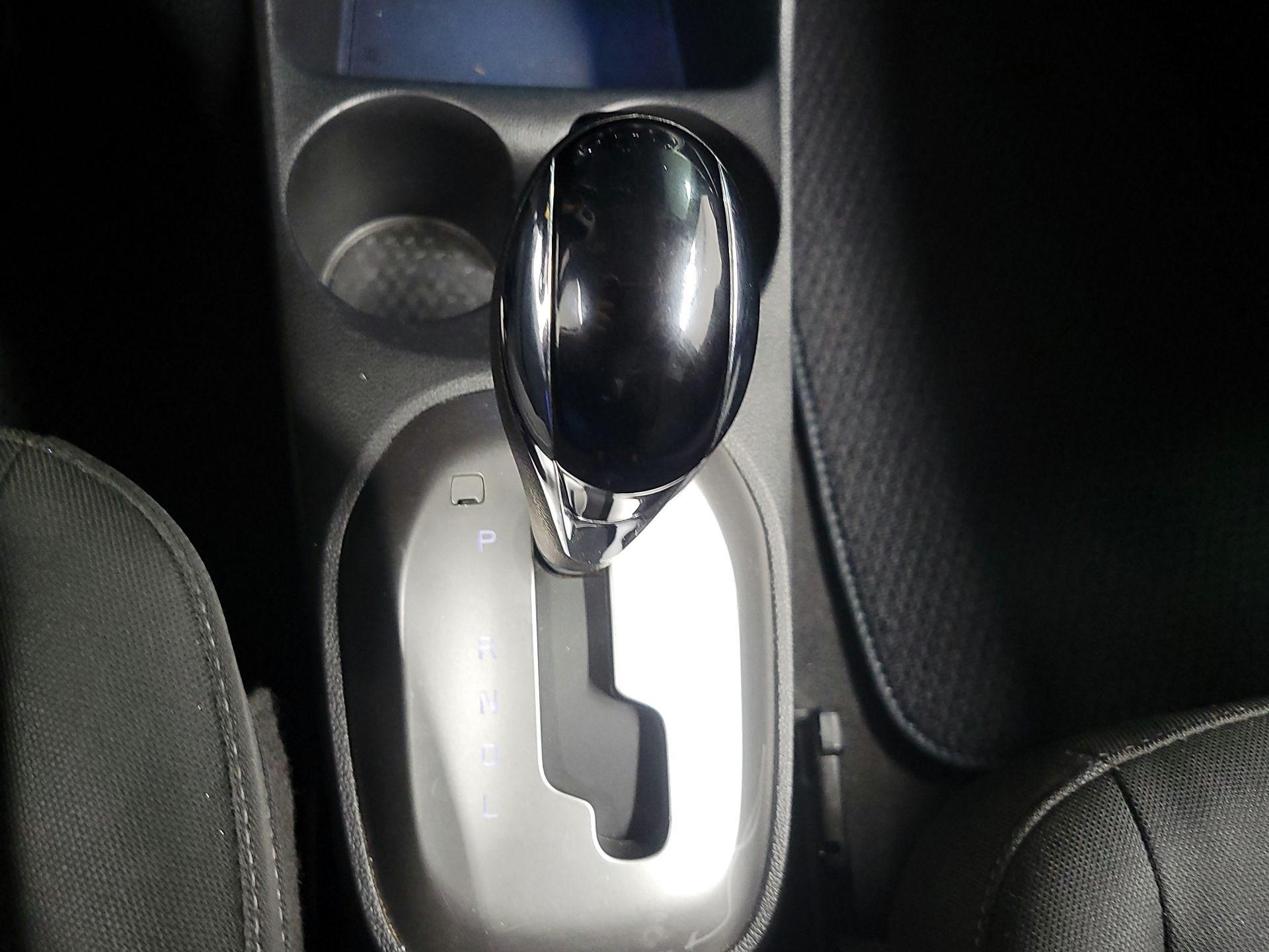 Thumbnail: 2016 Chevrolet Spark - 17