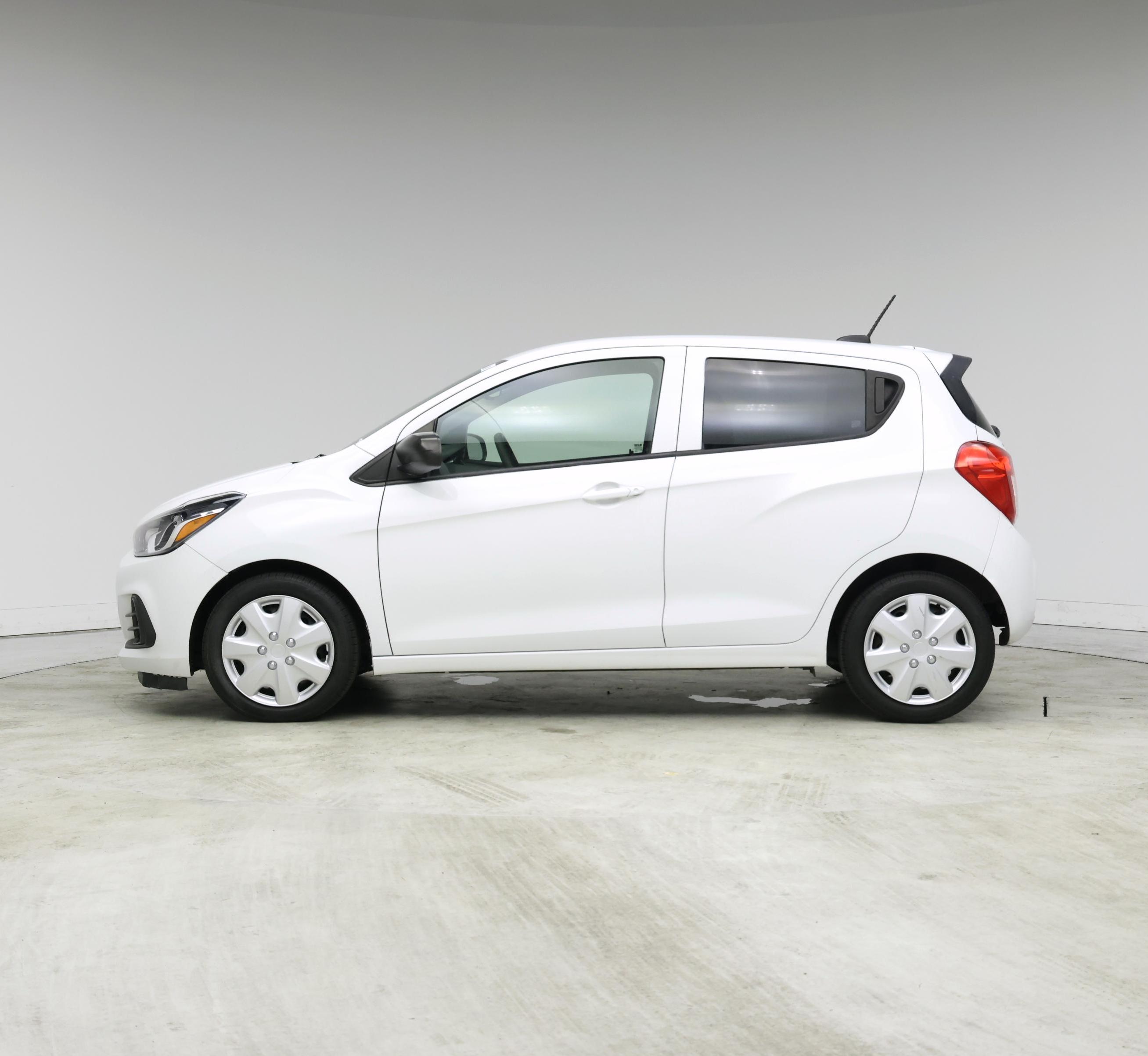 Thumbnail: 2016 Chevrolet Spark - 3