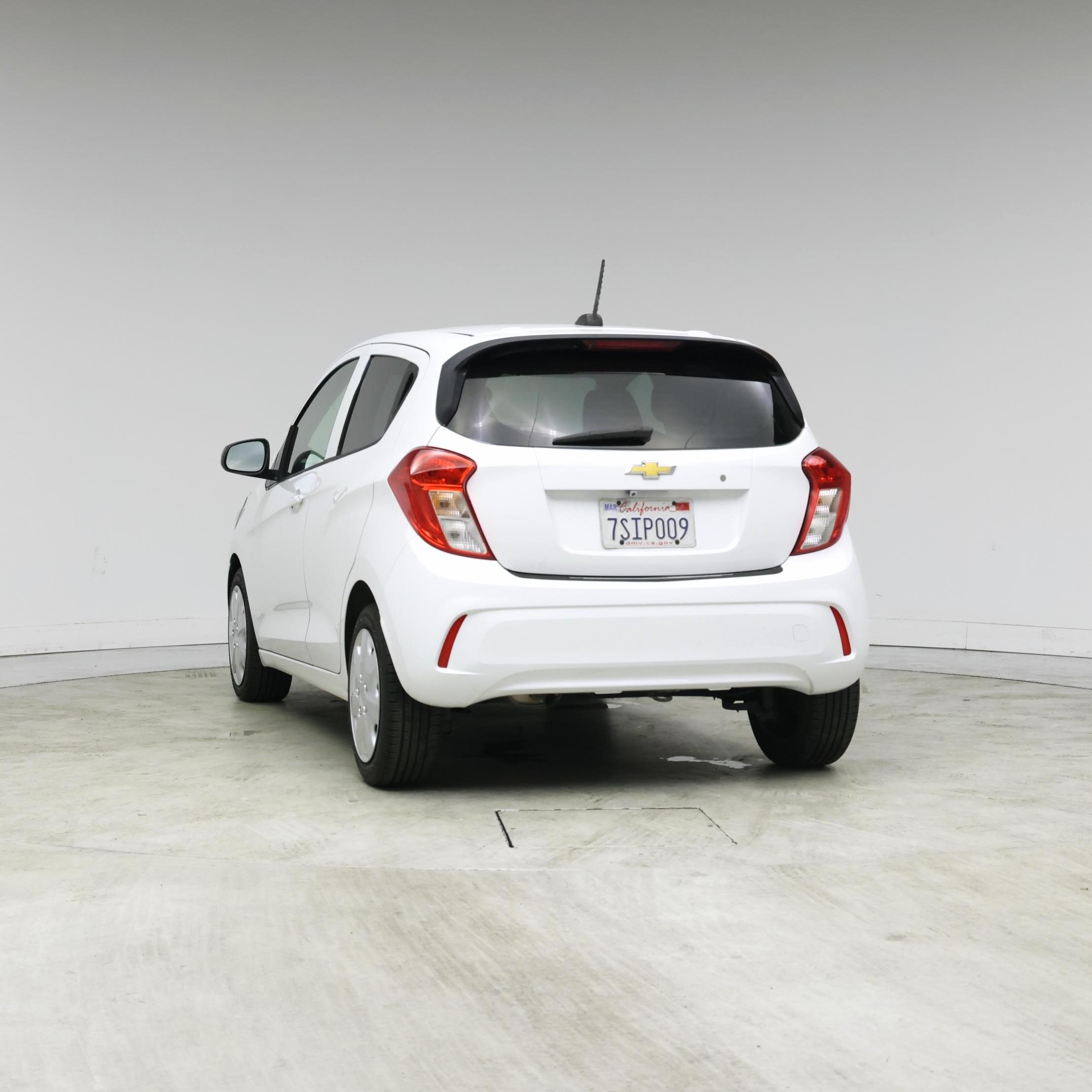 Thumbnail: 2016 Chevrolet Spark - 6