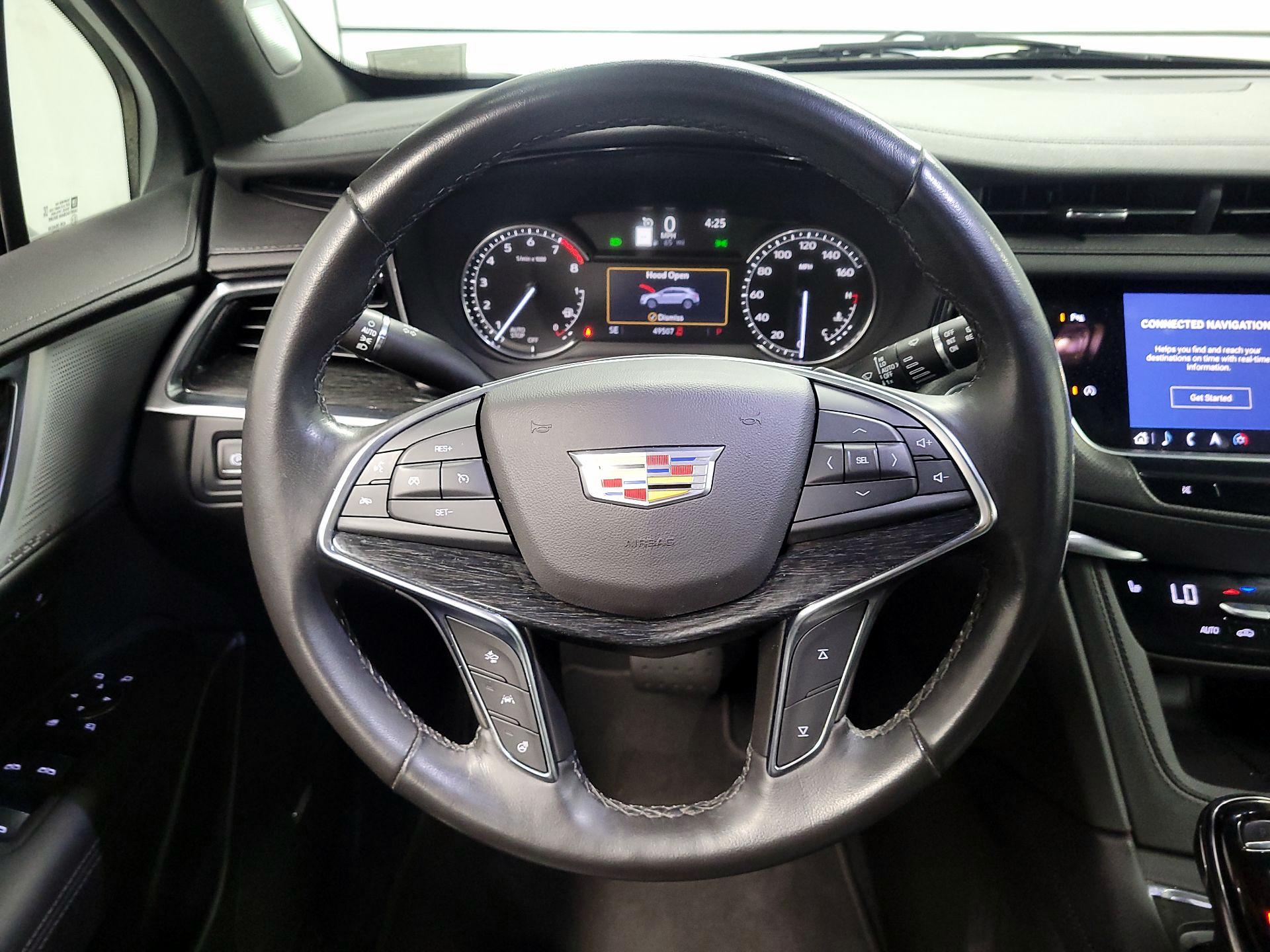 Thumbnail: 2021 Cadillac XT5 - 10