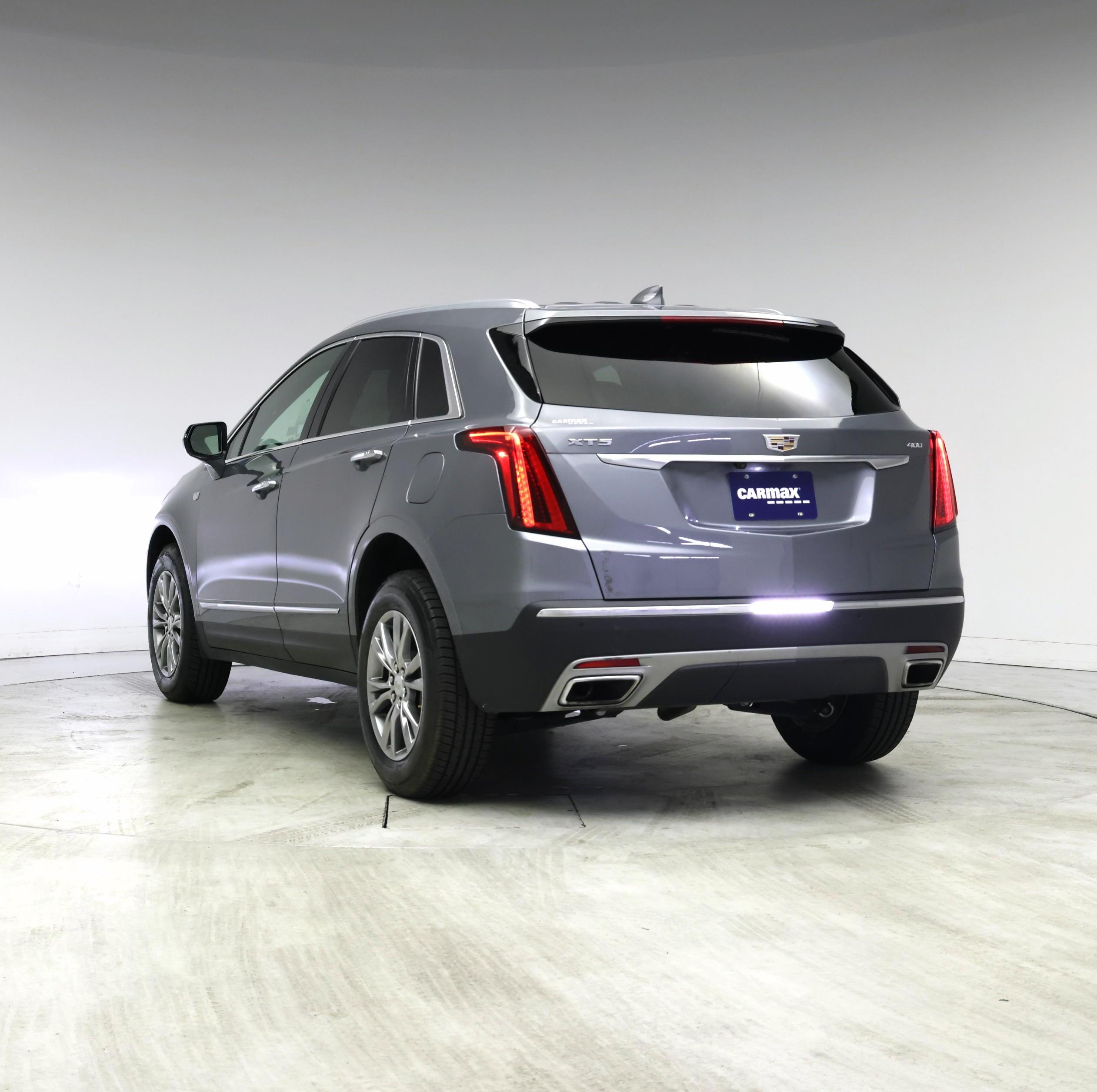 Thumbnail: 2021 Cadillac XT5 - 2
