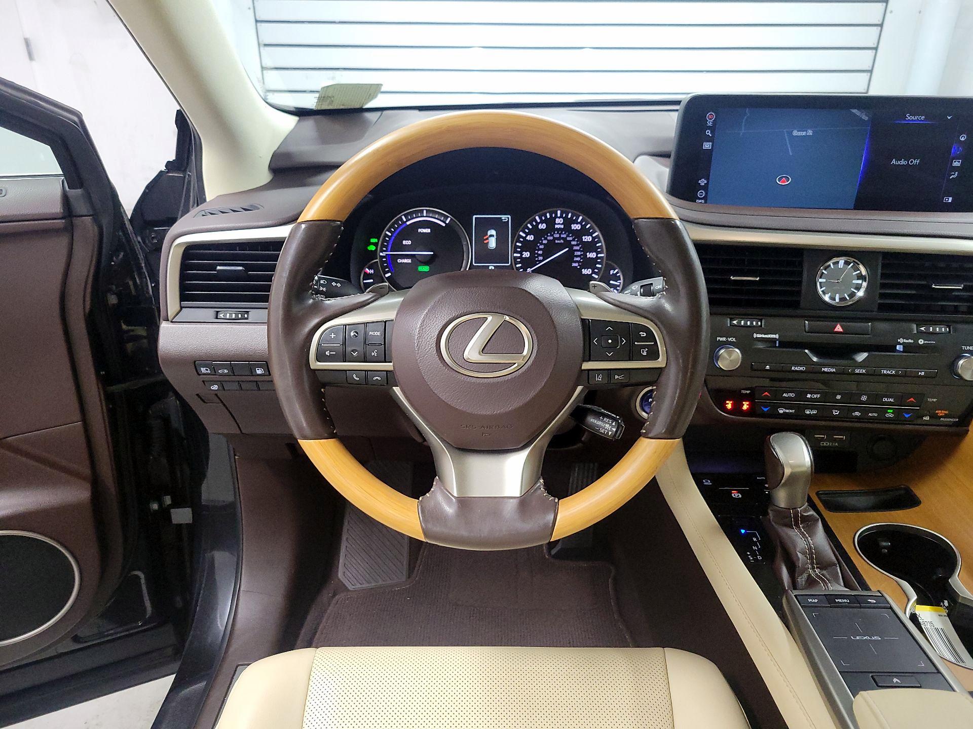Thumbnail: 2020 Lexus RX - 10