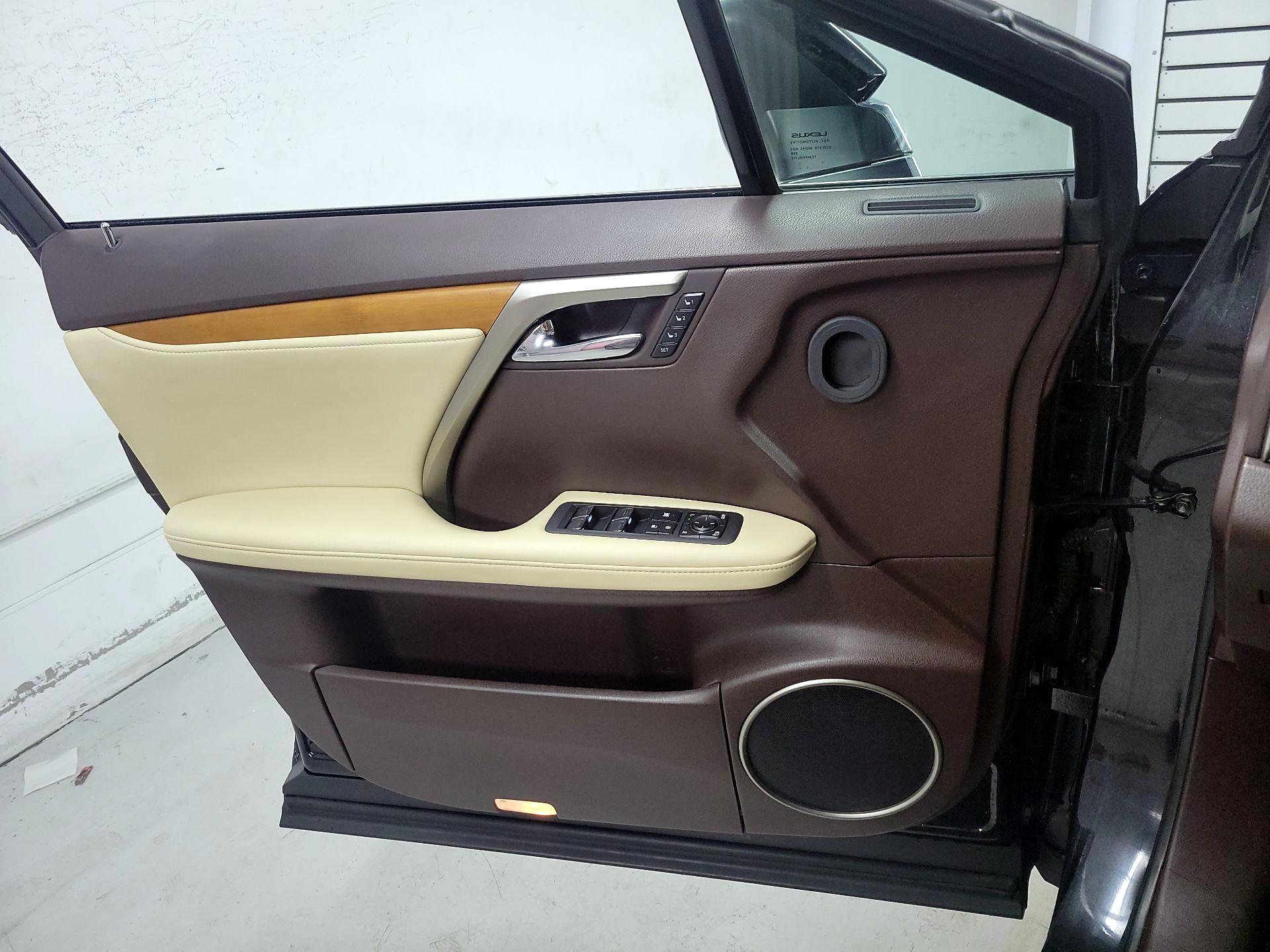 Thumbnail: 2020 Lexus RX - 12