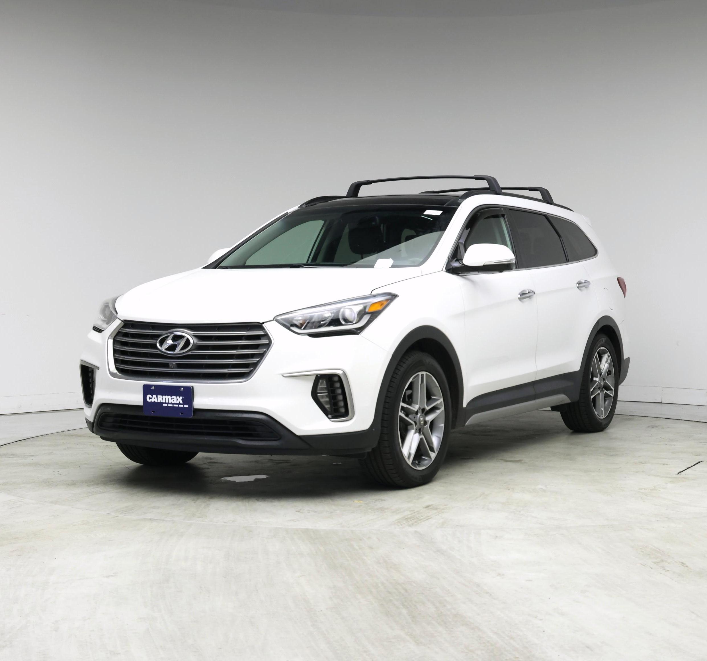 Thumbnail: 2017 Hyundai Santa Fe - 4