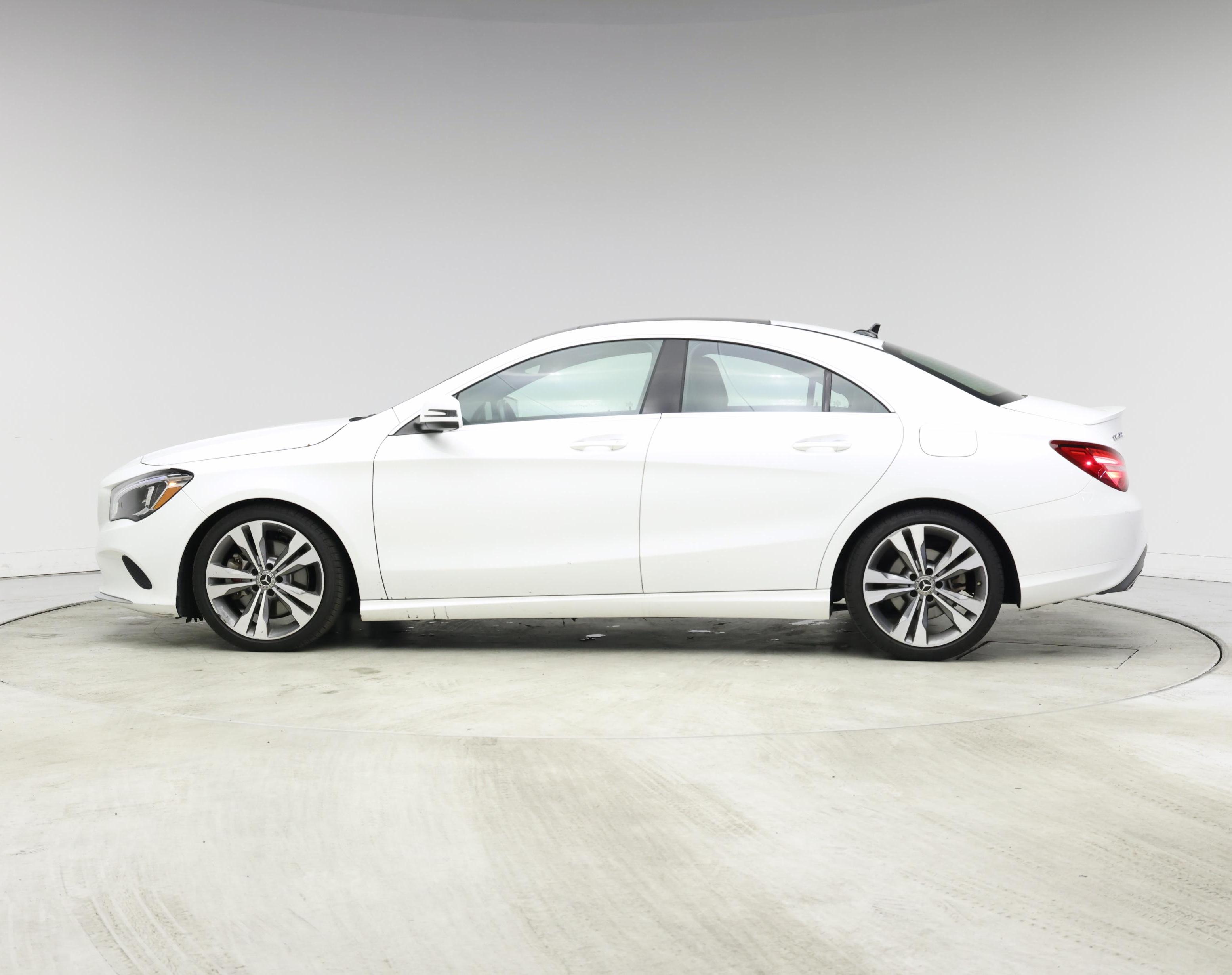 Thumbnail: 2019 Mercedes-Benz CLA - 3