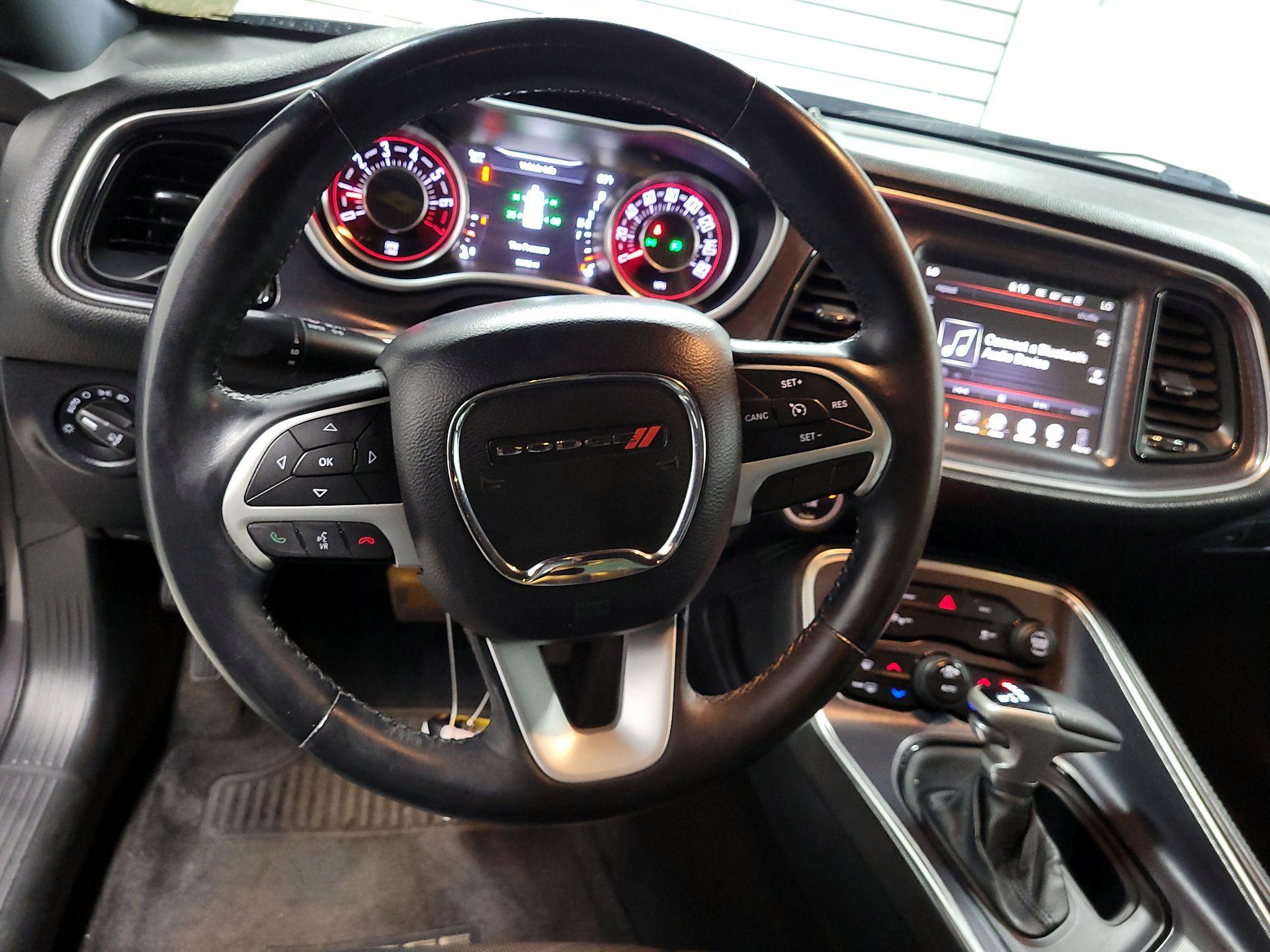 Thumbnail: 2015 Dodge Challenger - 10