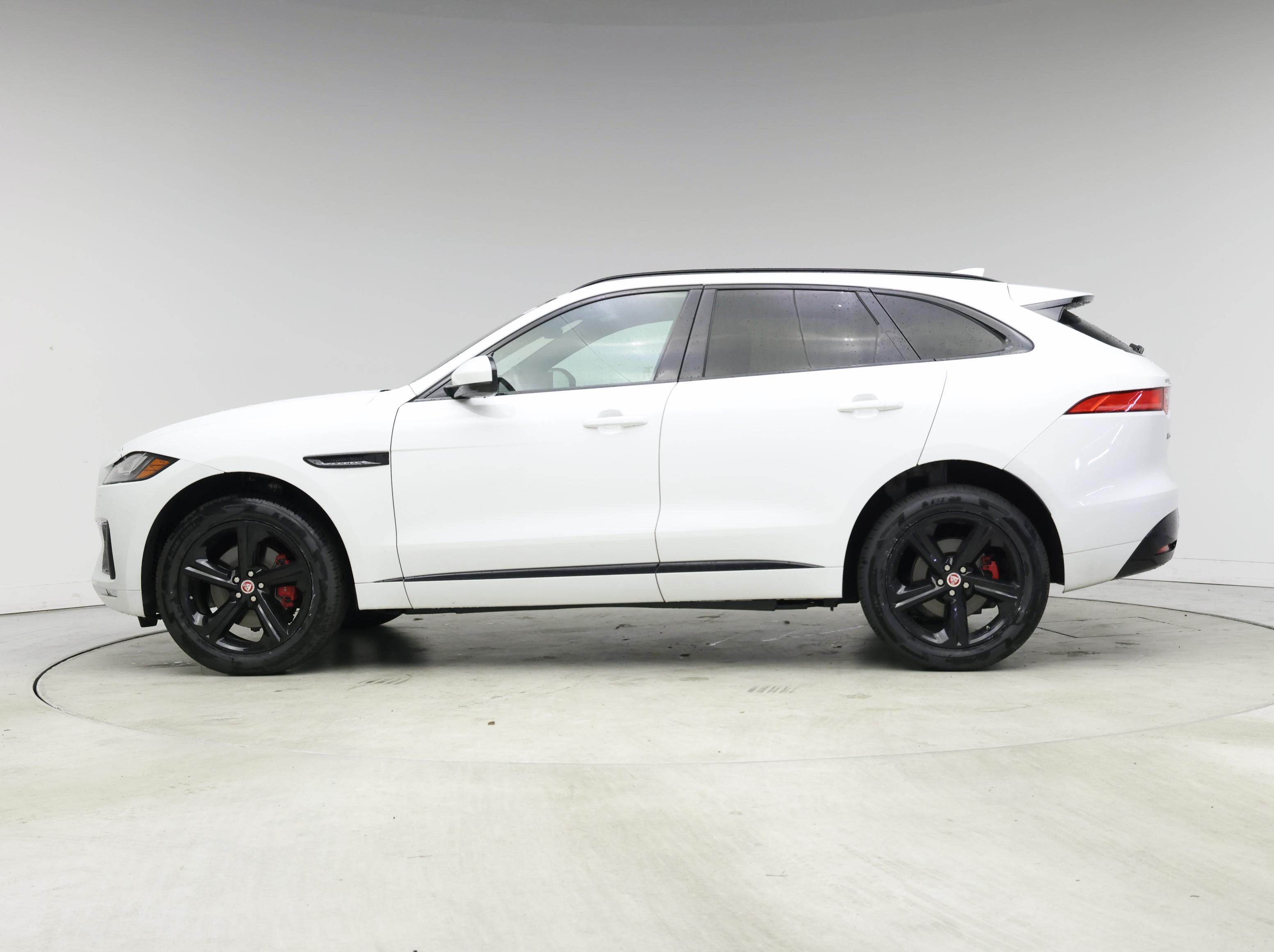 Thumbnail: 2019 Jaguar F-Pace - 3