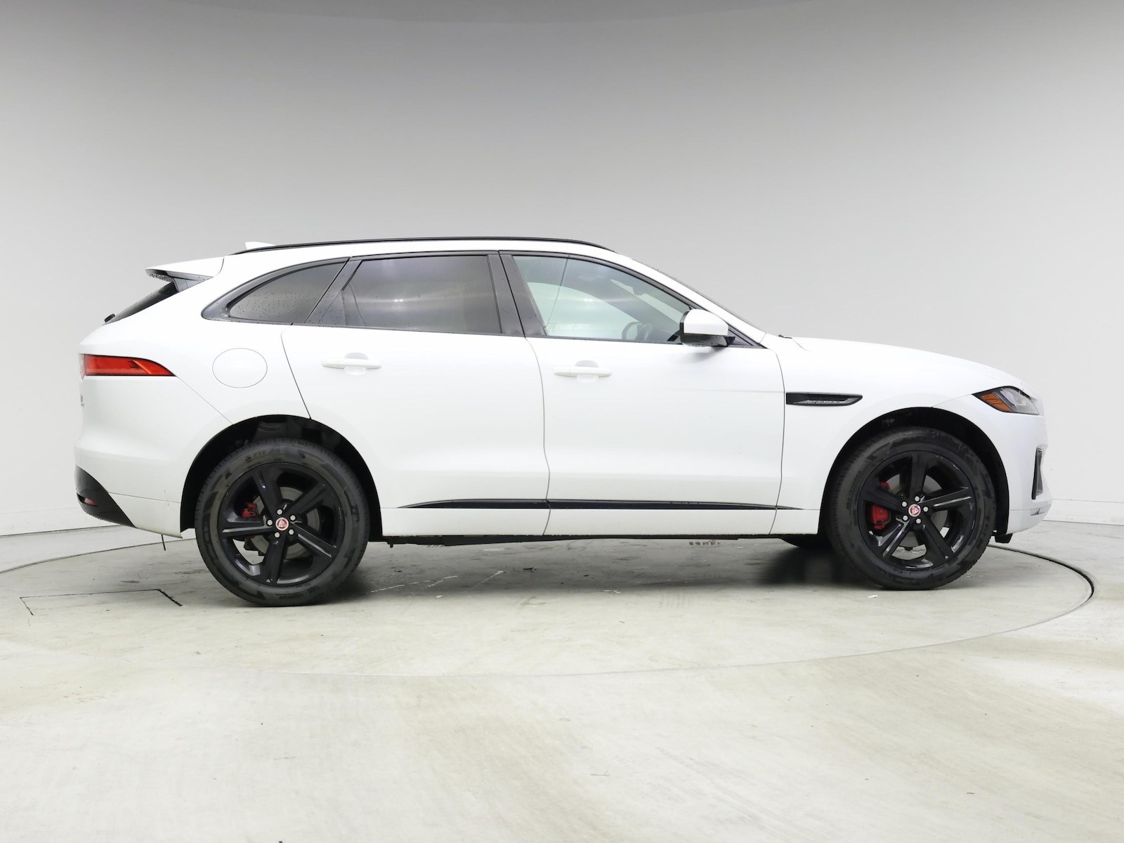 2019 Jaguar F-Pace S - Photo 8