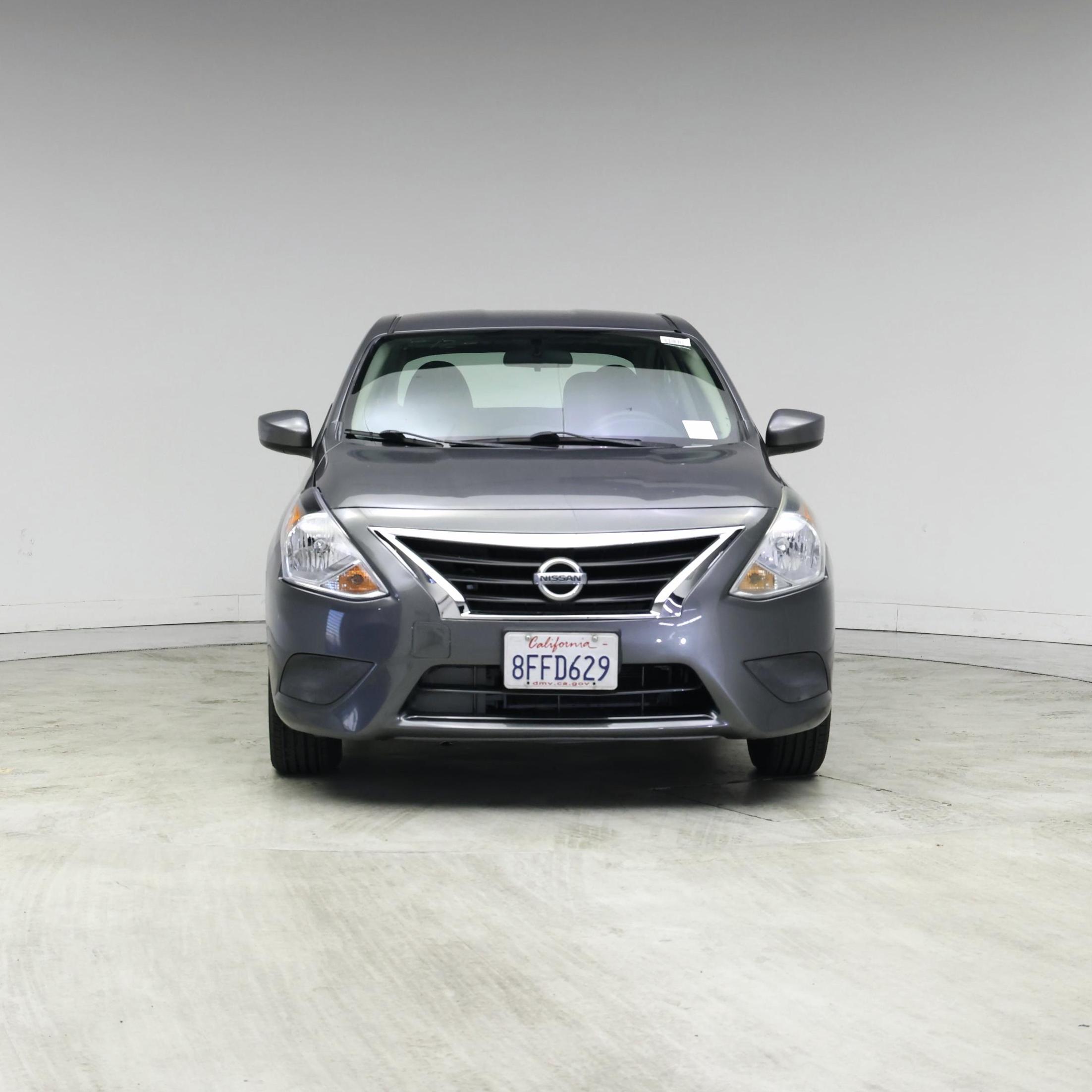 Thumbnail: 2017 Nissan Versa - 5