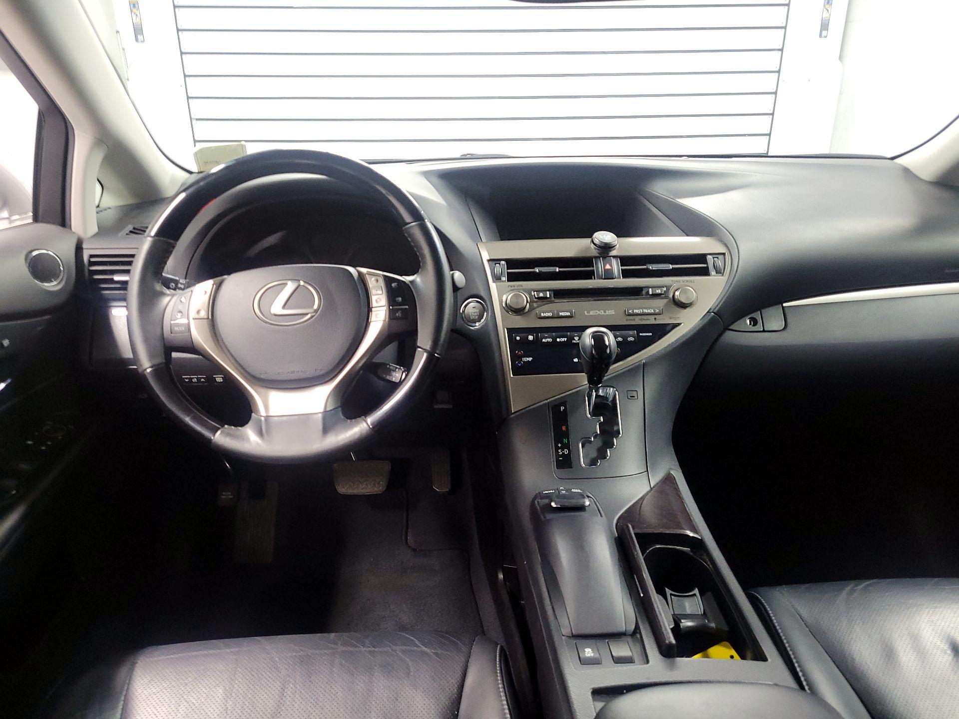Thumbnail: 2015 Lexus RX - 9