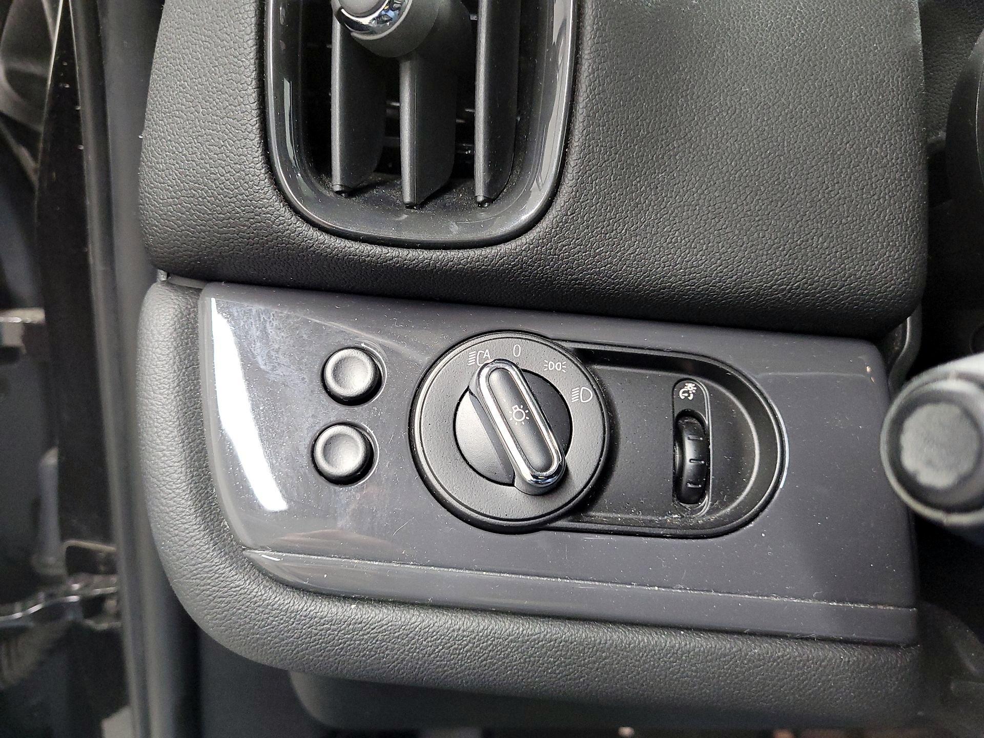 Thumbnail: 2018 MINI Cooper Countryman - 13
