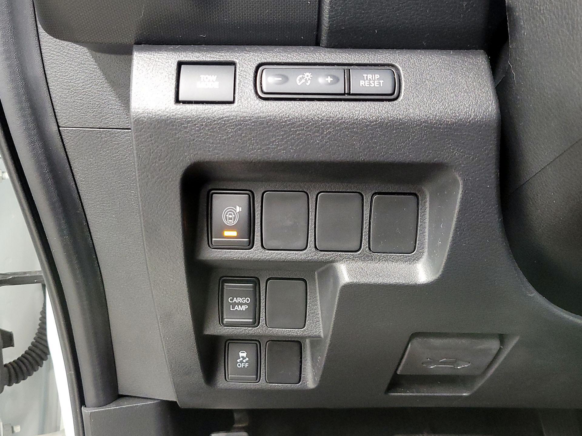 Thumbnail: 2022 Nissan Frontier - 13