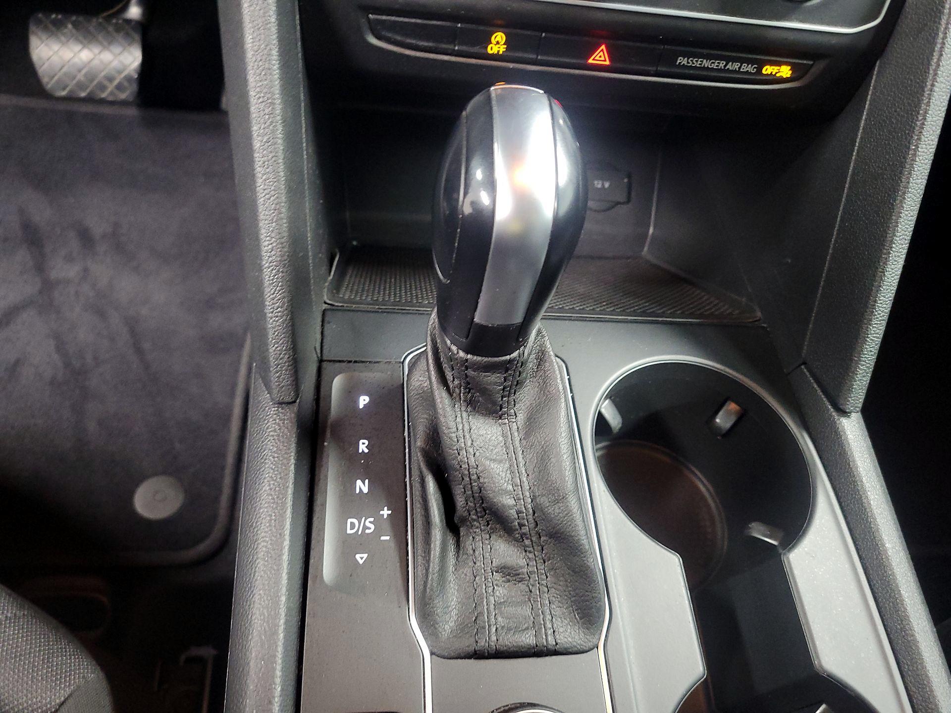 Thumbnail: 2019 Volkswagen Atlas - 17