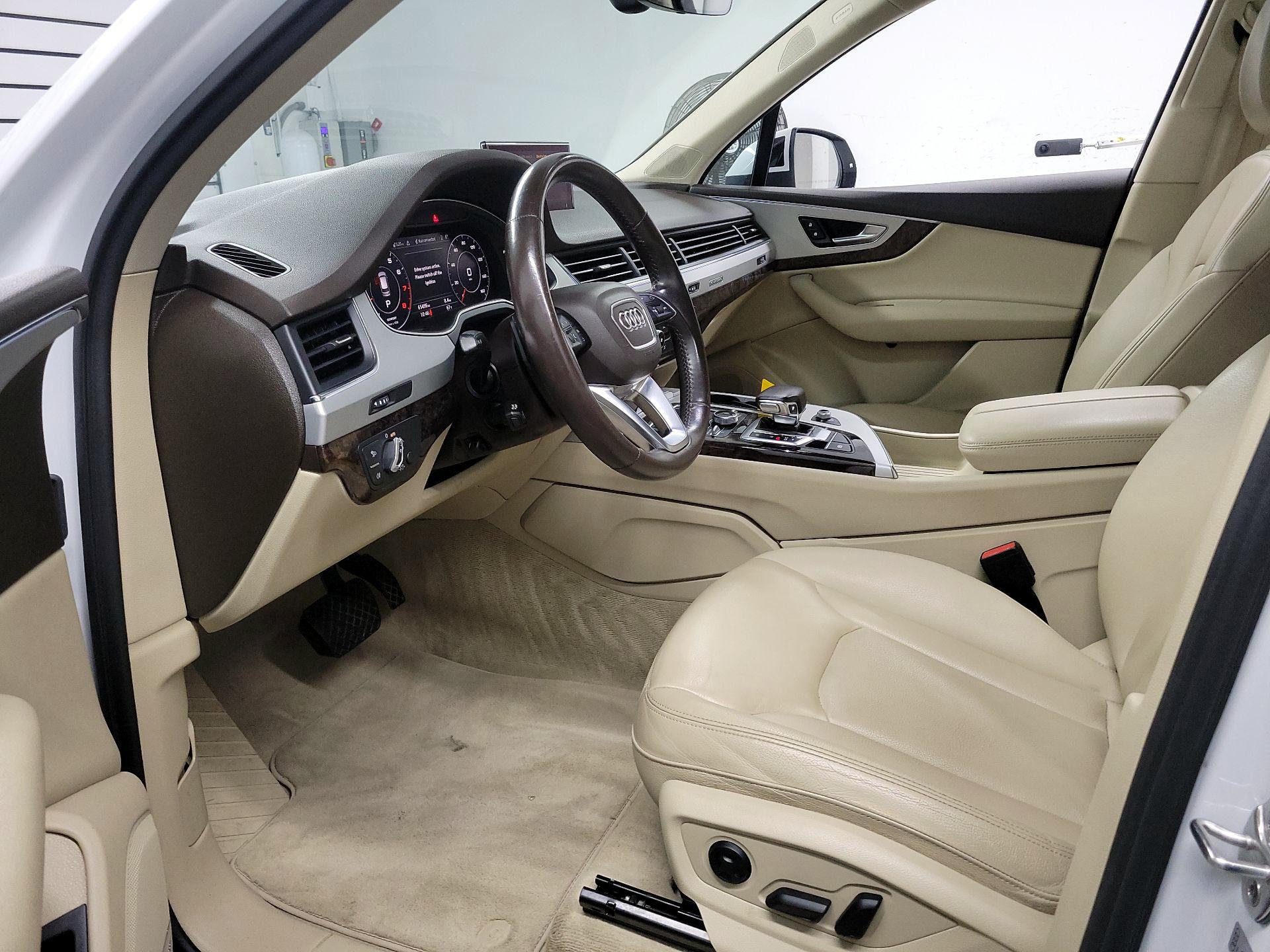 Thumbnail: 2019 Audi Q7 - 11