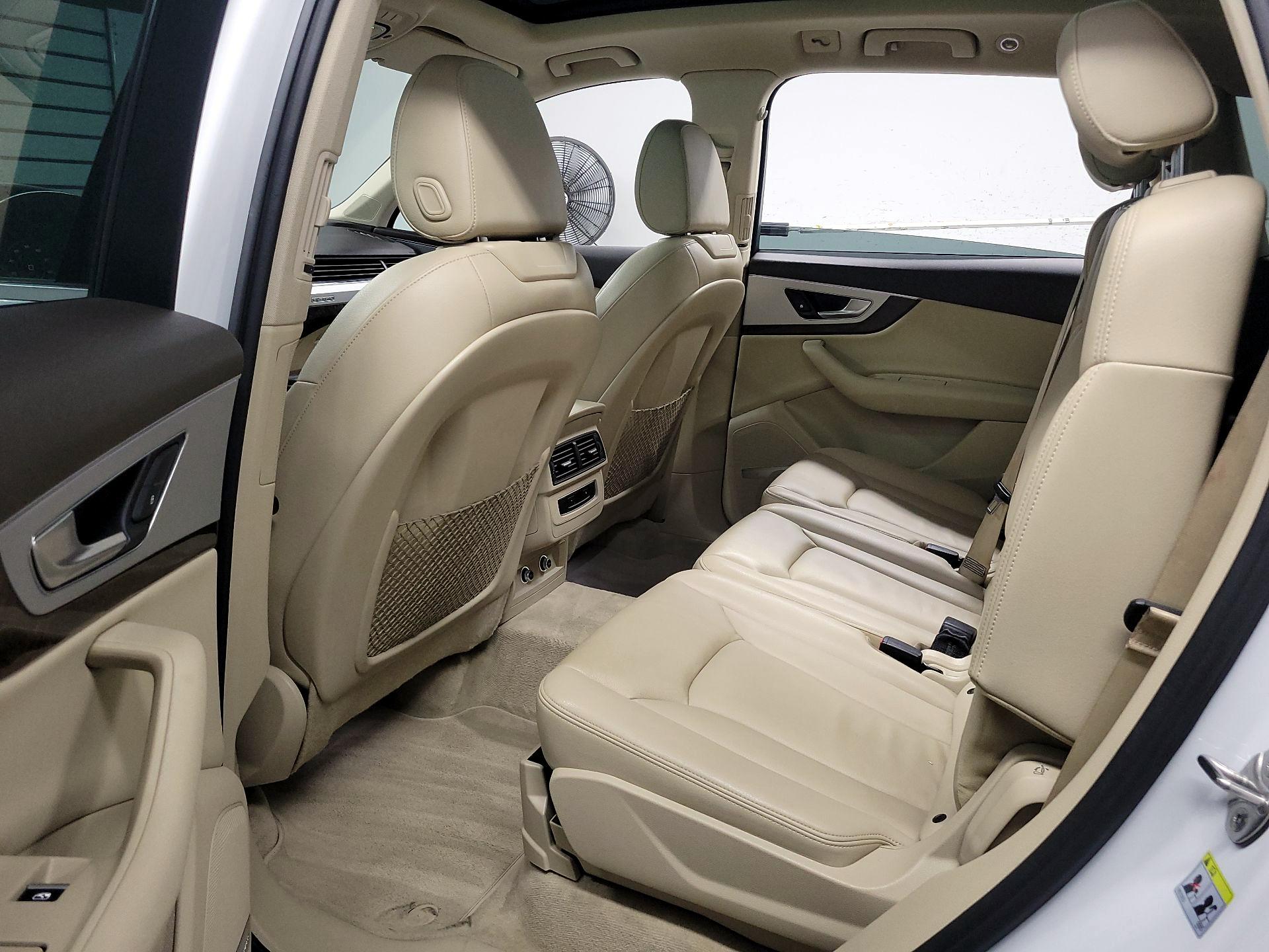 Thumbnail: 2019 Audi Q7 - 16