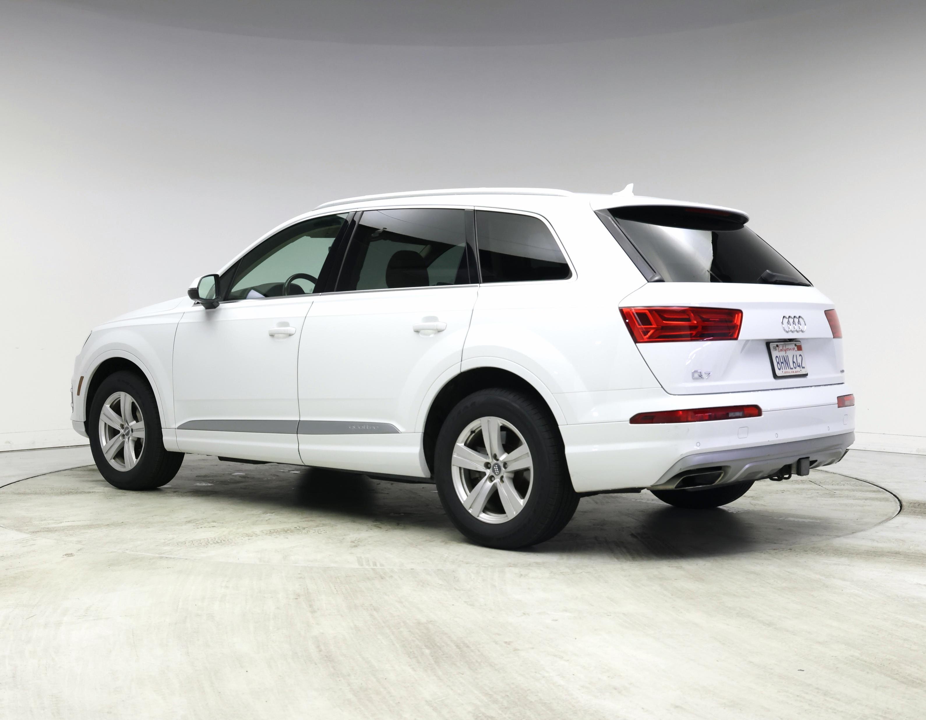 Thumbnail: 2019 Audi Q7 - 2