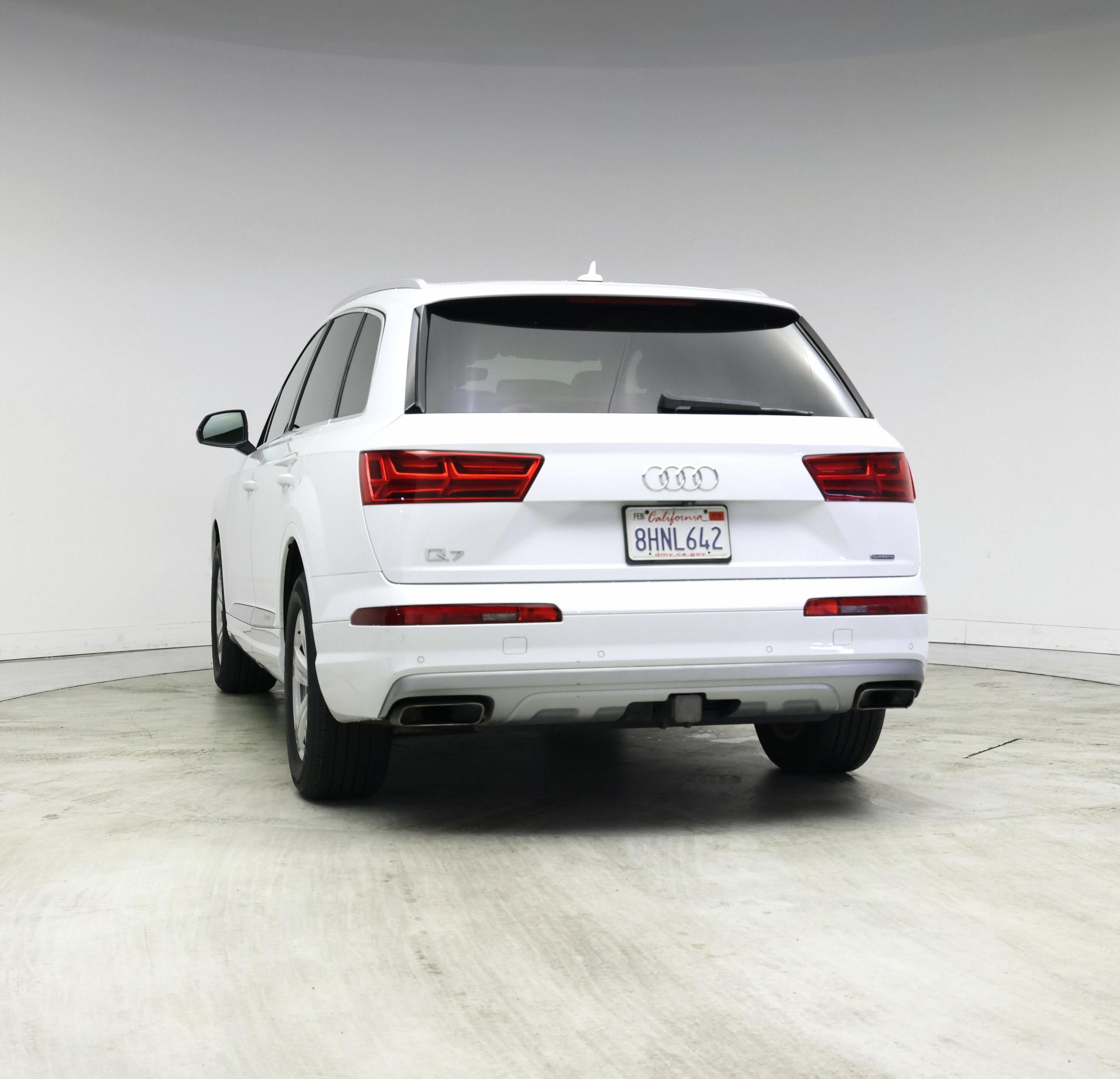 Thumbnail: 2019 Audi Q7 - 6