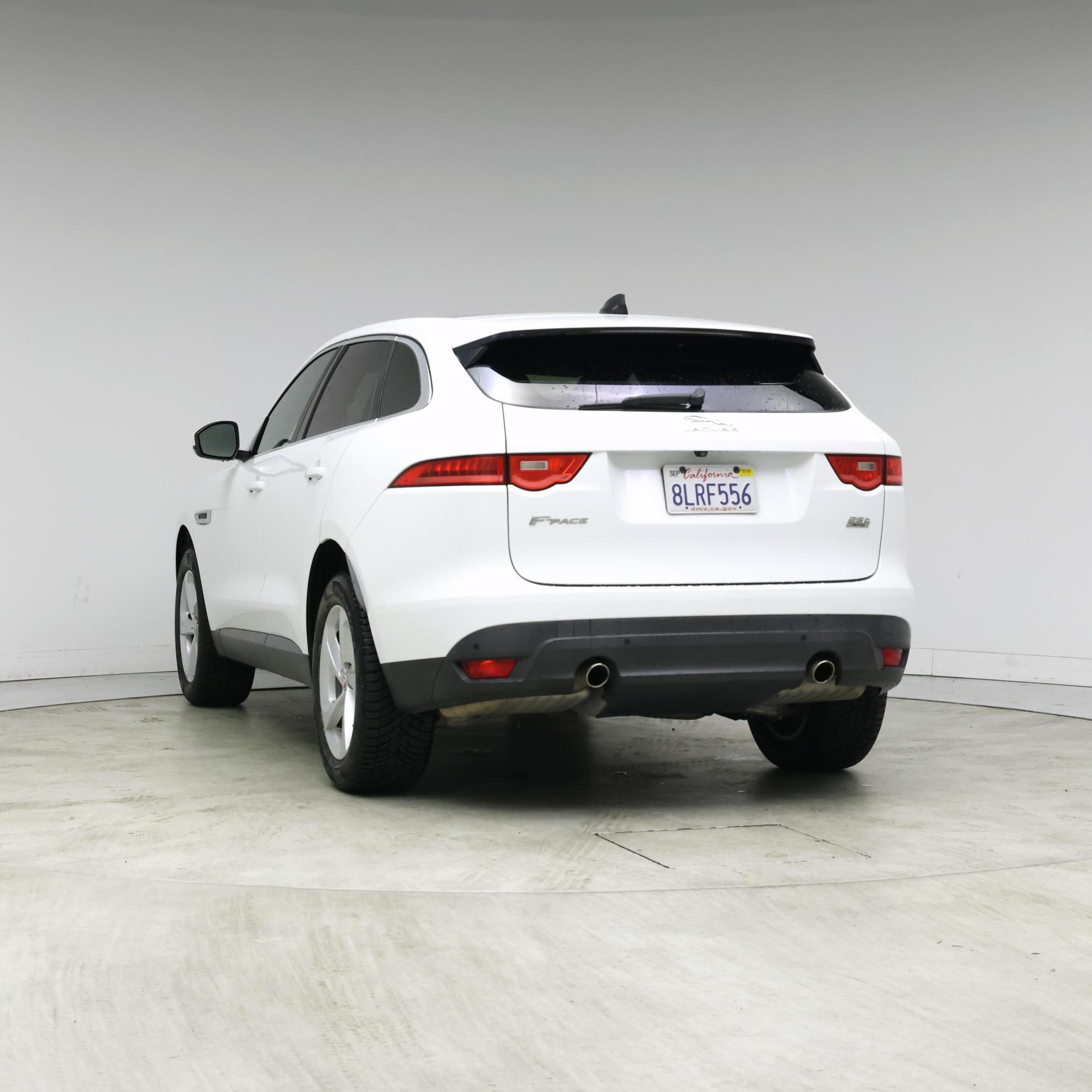 Thumbnail: 2020 Jaguar F-Pace - 2
