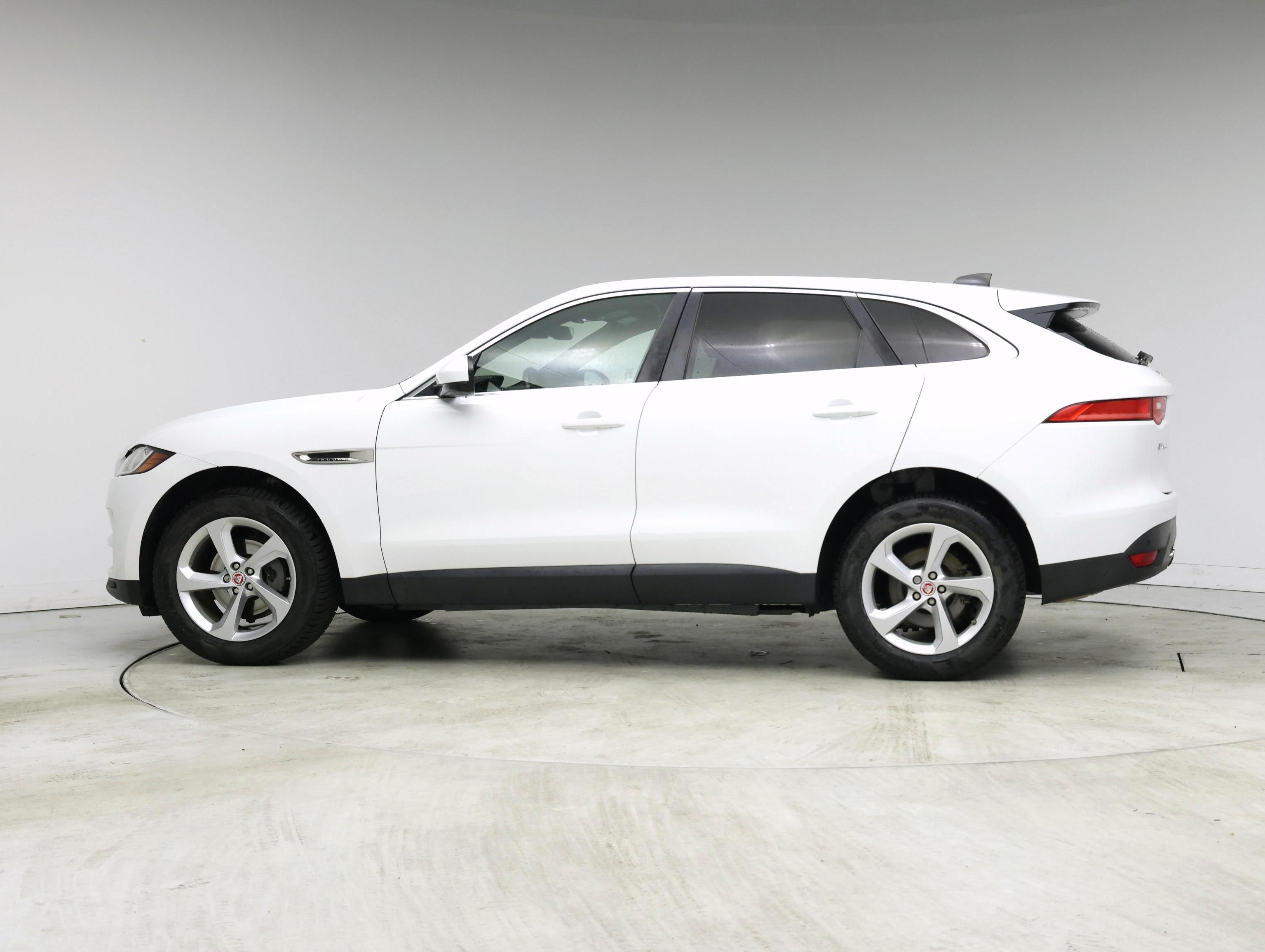 Thumbnail: 2020 Jaguar F-Pace - 3