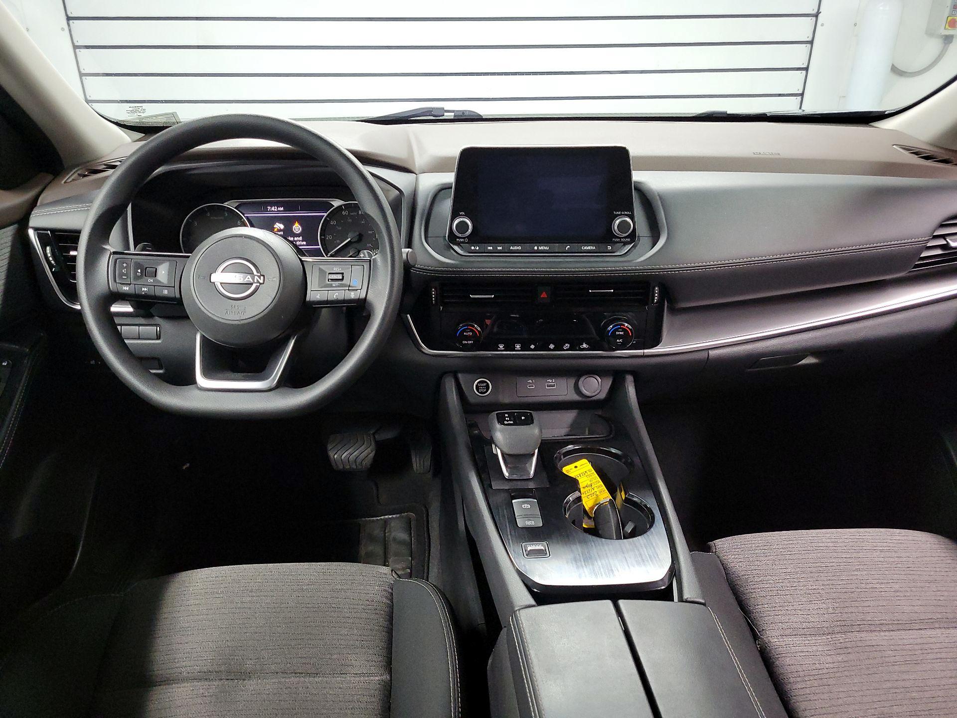 Thumbnail: 2023 Nissan Rogue - 9