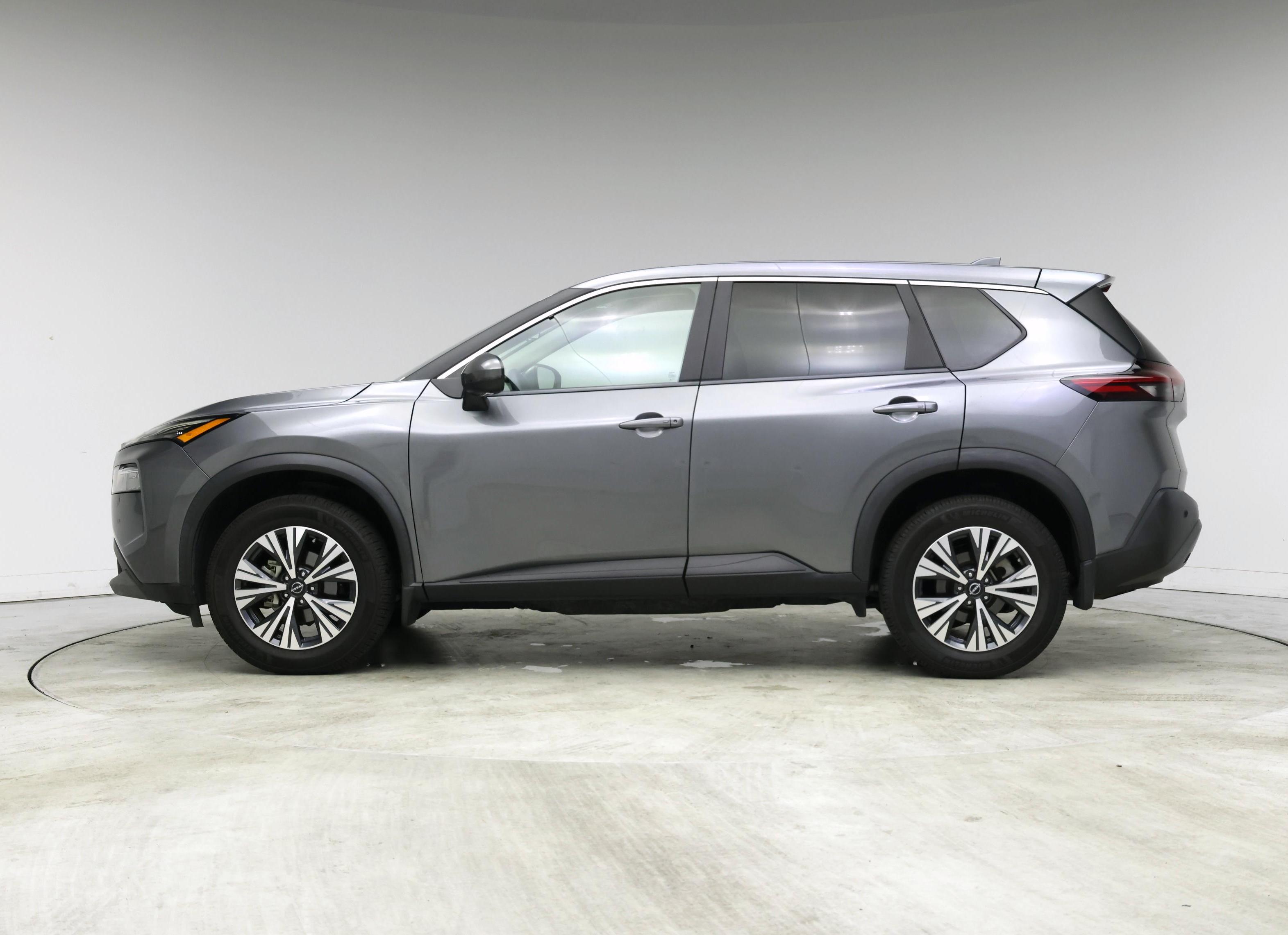 Thumbnail: 2023 Nissan Rogue - 3