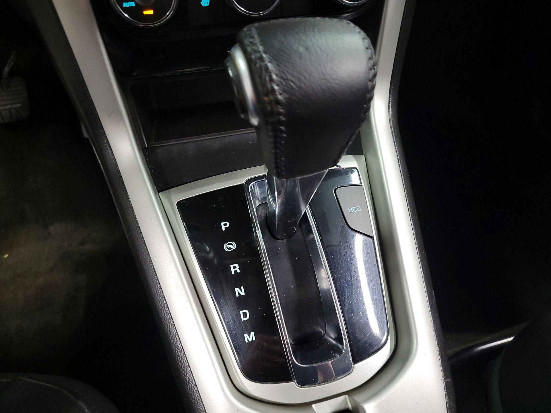 Thumbnail: 2014 Chevrolet Captiva Sport - 15