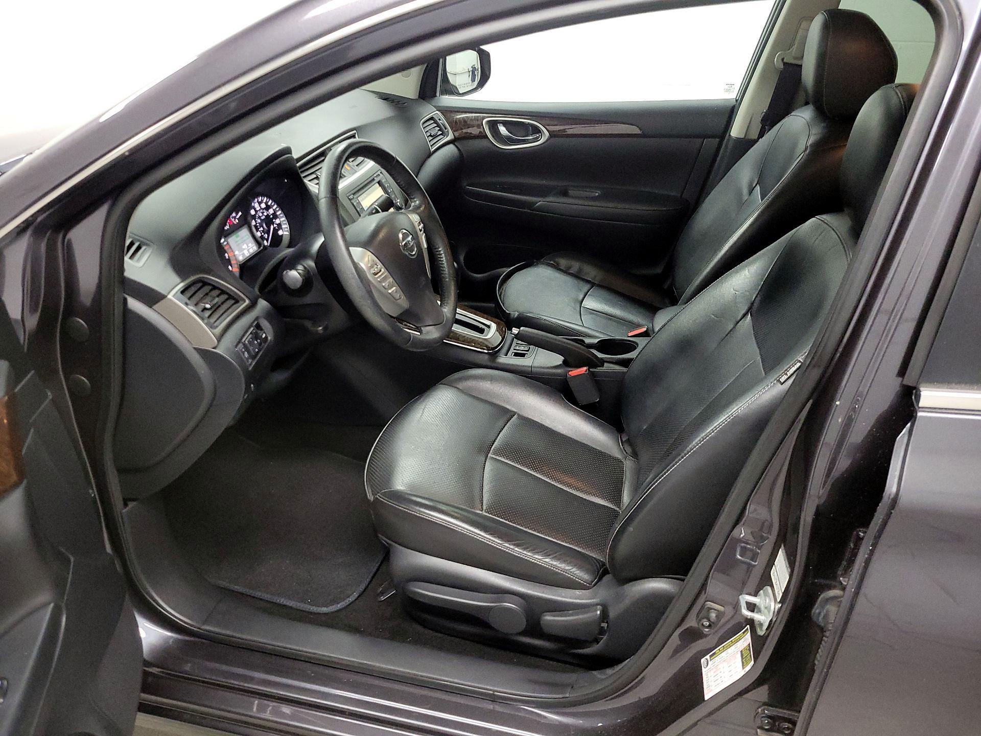 Thumbnail: 2014 Nissan Sentra - 11