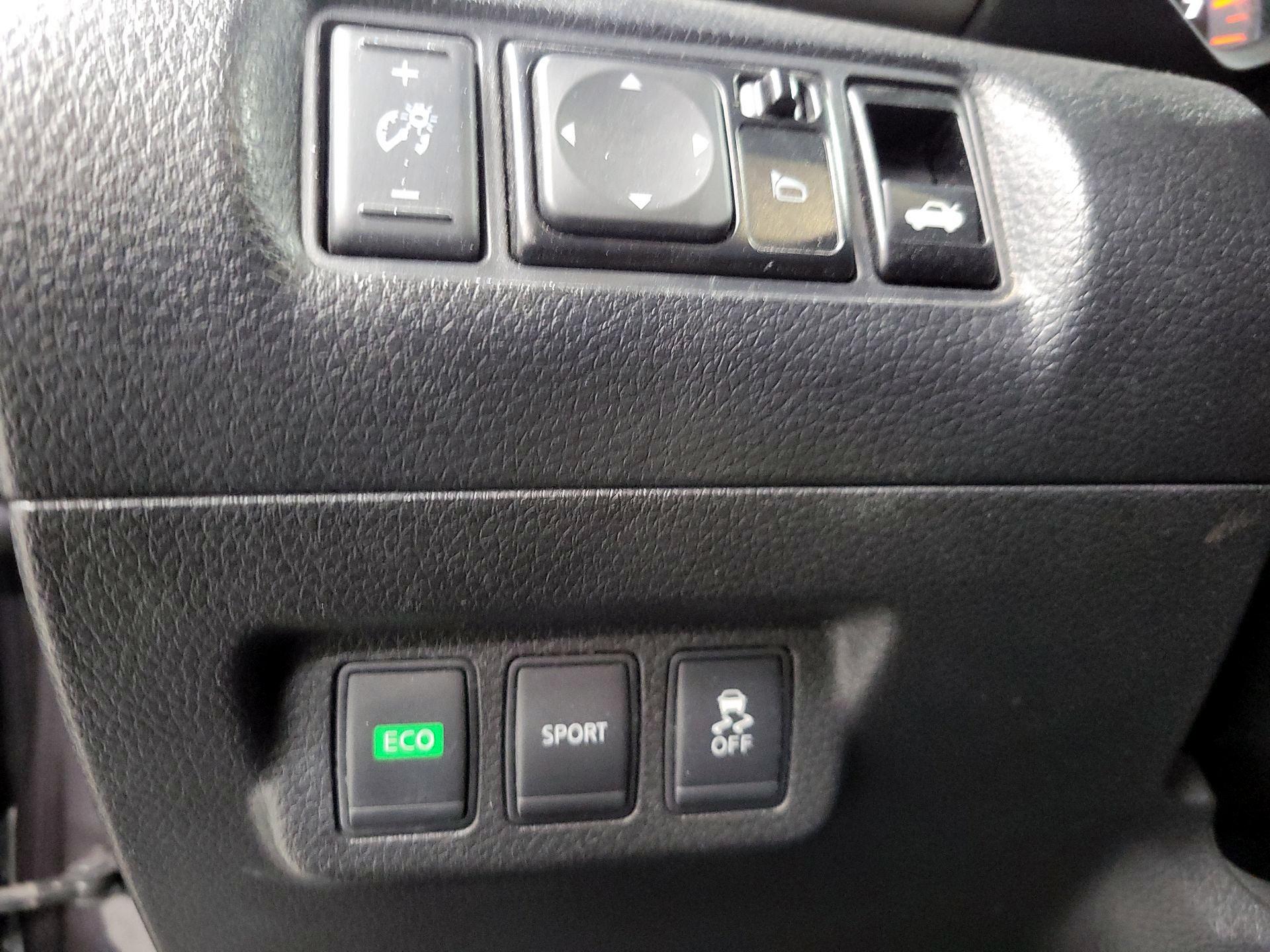 Thumbnail: 2014 Nissan Sentra - 13