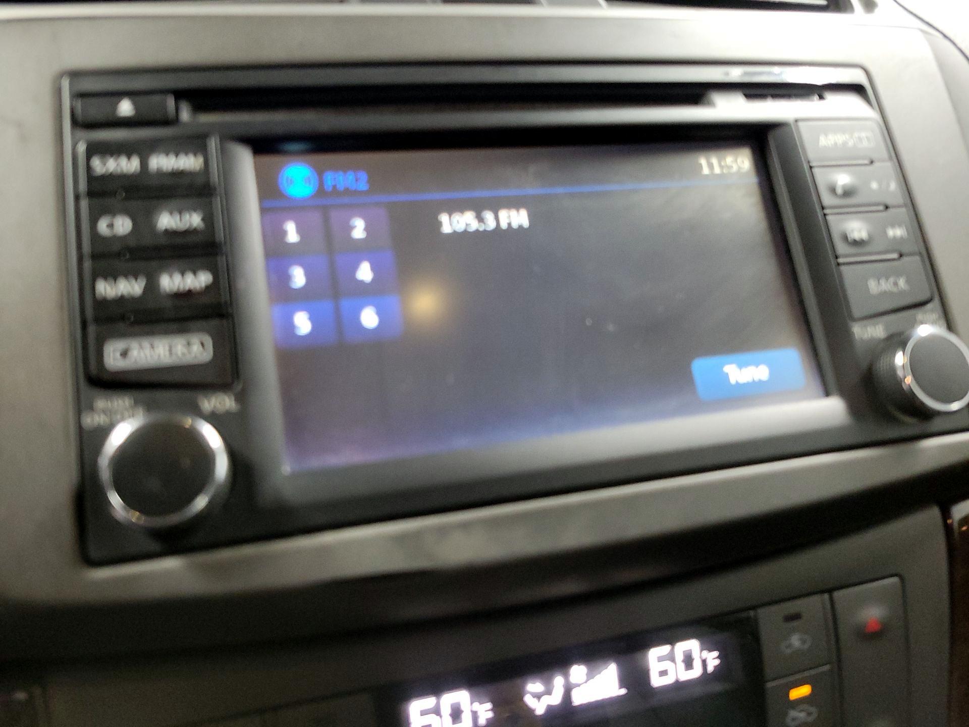 Thumbnail: 2014 Nissan Sentra - 16