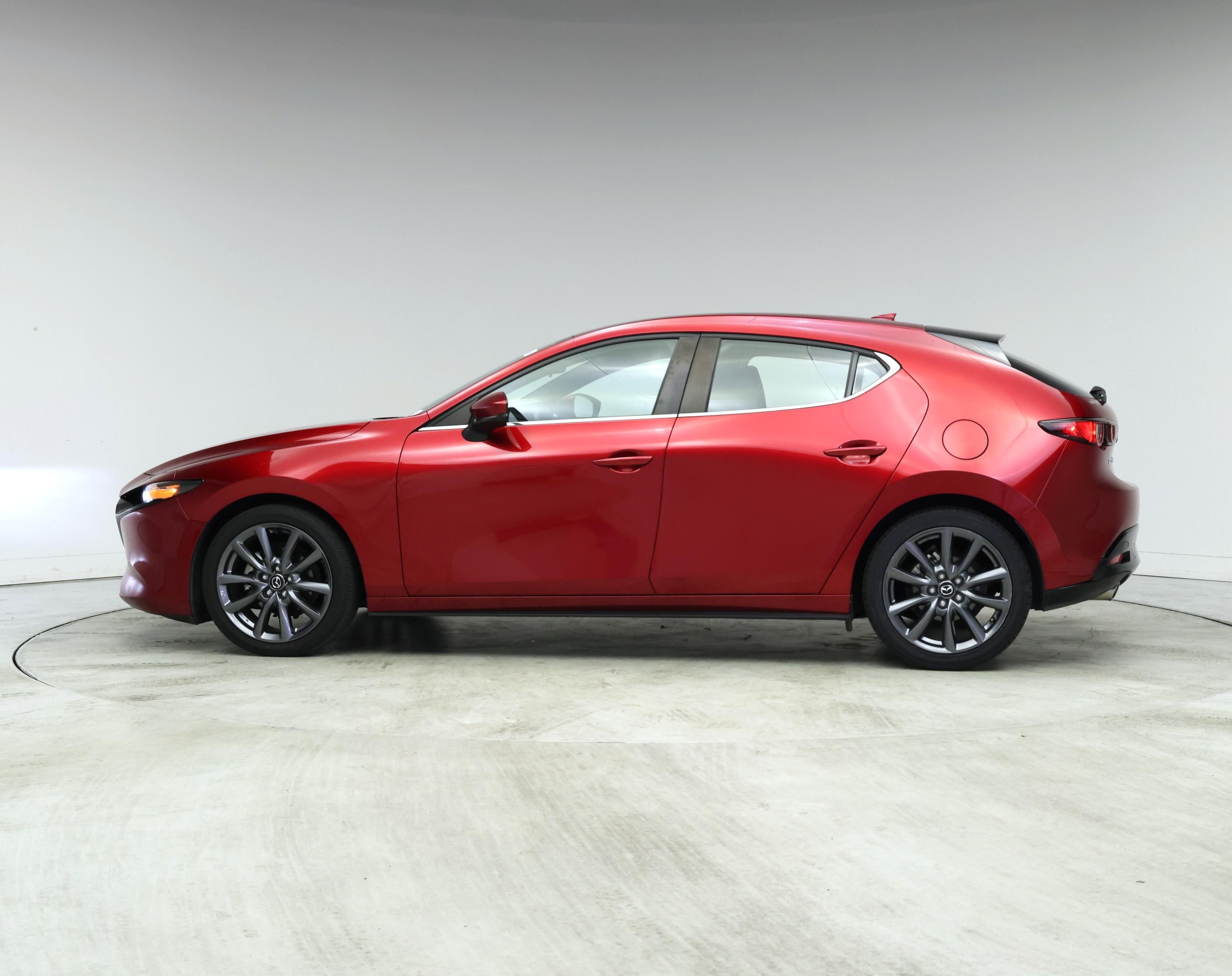 Thumbnail: 2020 Mazda Mazda3 - 3