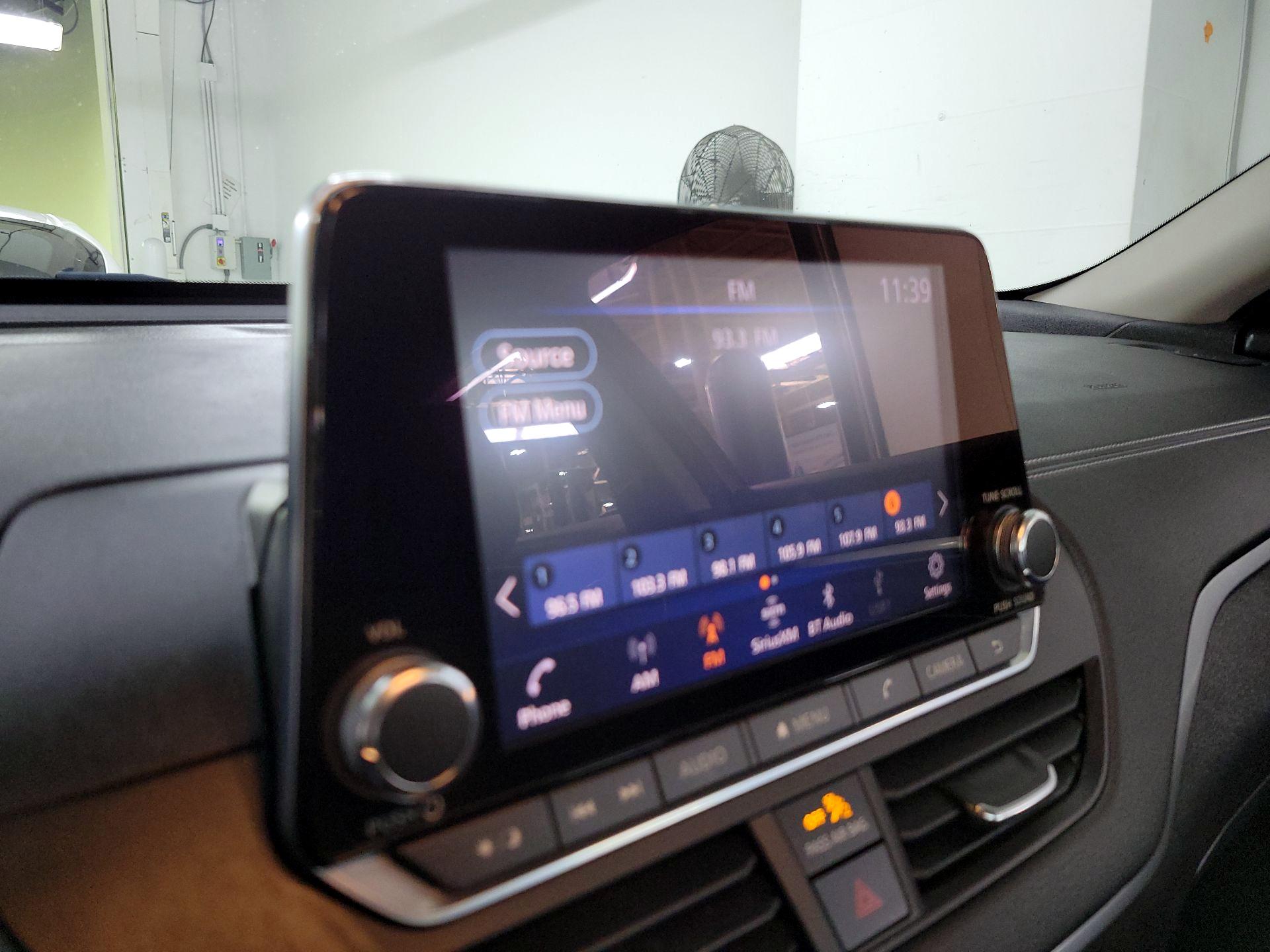 Thumbnail: 2019 Nissan Altima - 15