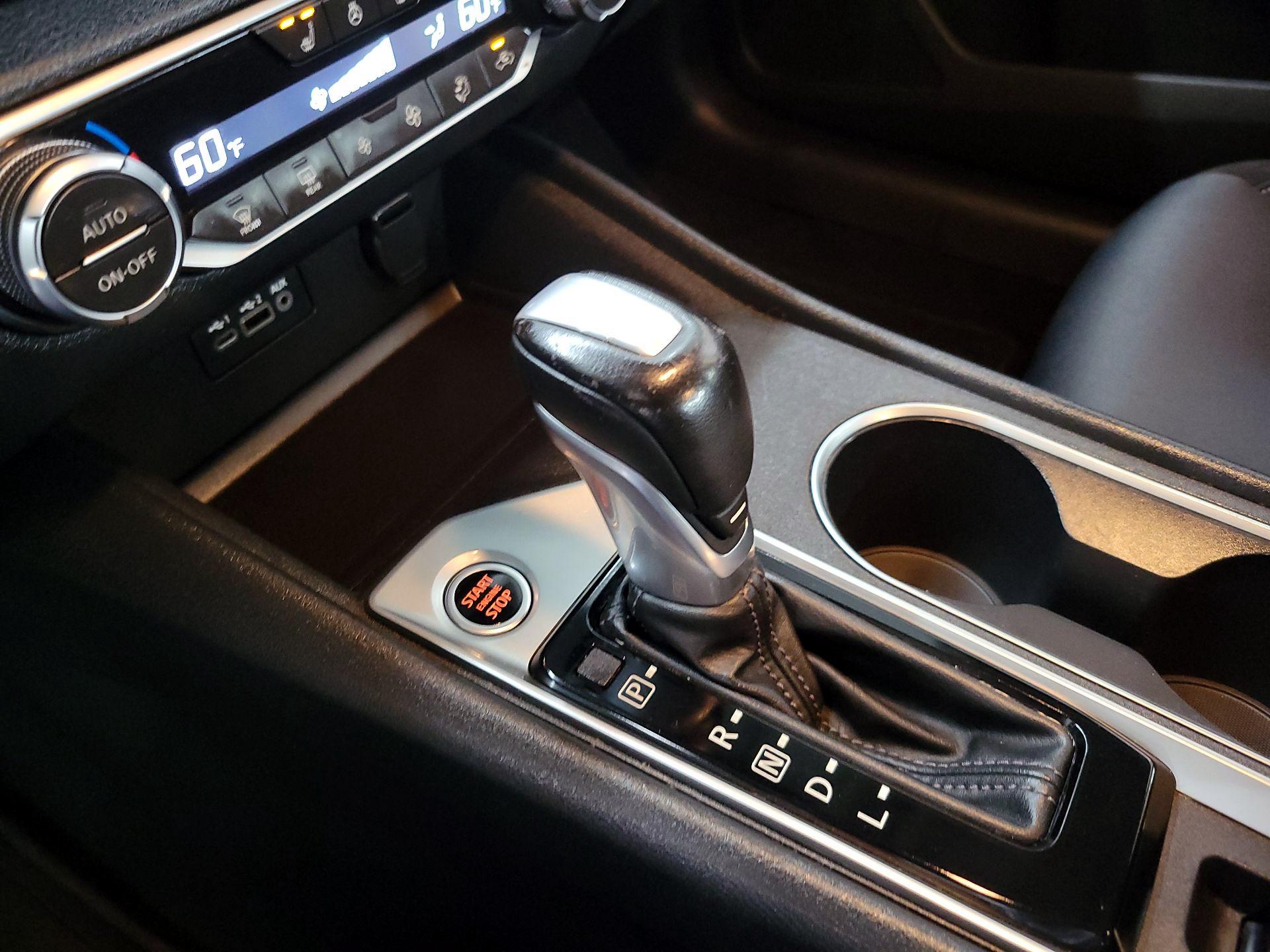 Thumbnail: 2019 Nissan Altima - 17