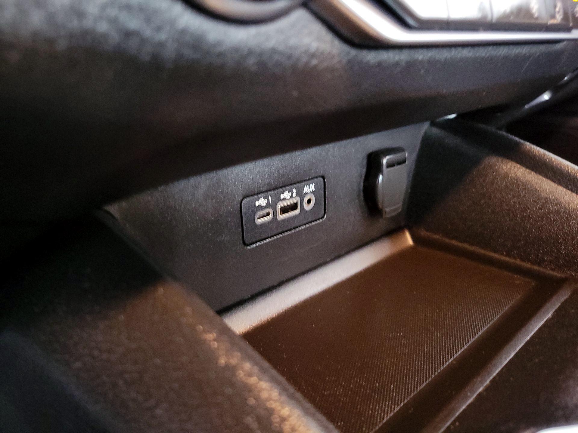 Thumbnail: 2019 Nissan Altima - 18