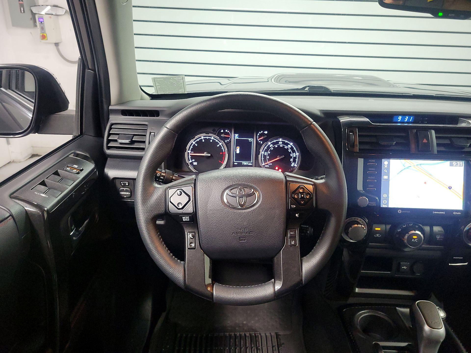 Thumbnail: 2021 Toyota 4Runner - 10