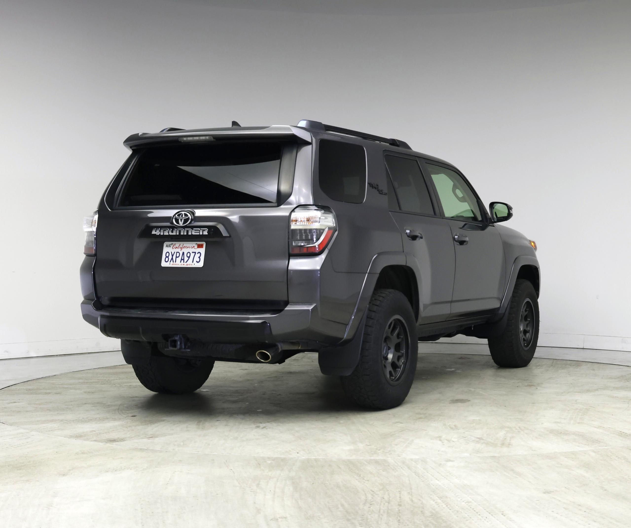Thumbnail: 2021 Toyota 4Runner - 8