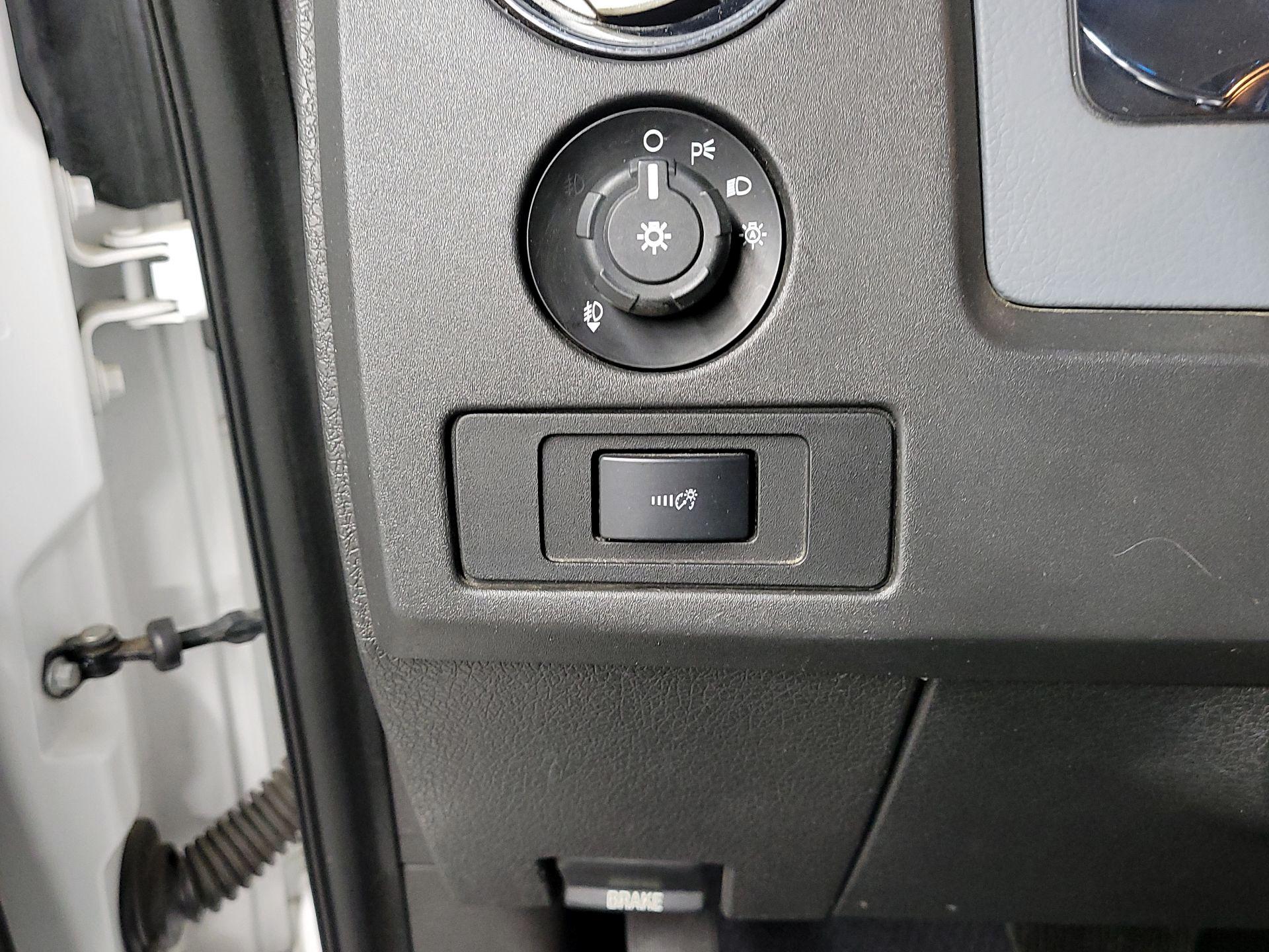Thumbnail: 2014 Ford F-150 - 13