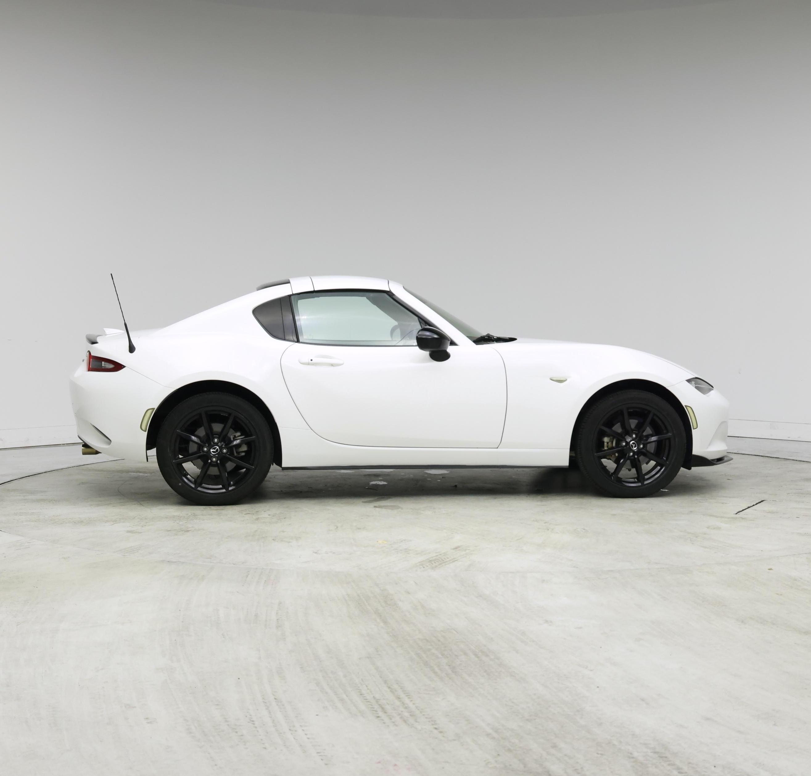 Thumbnail: 2021 Mazda MX-5 Miata - 7