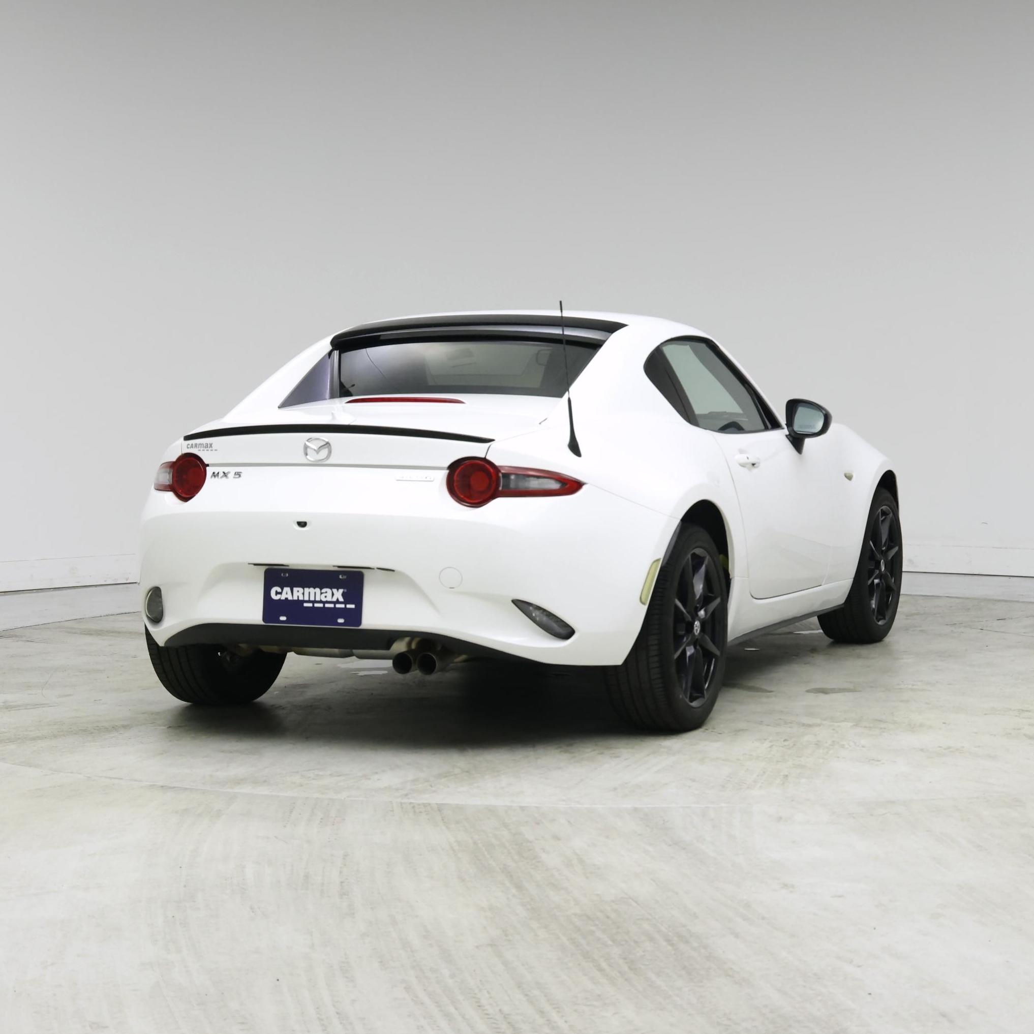 Thumbnail: 2021 Mazda MX-5 Miata - 8