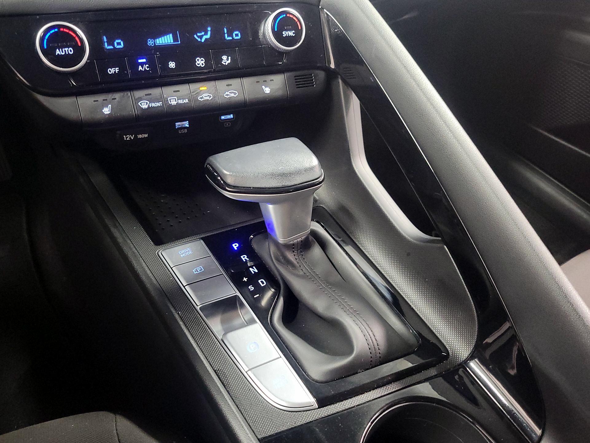 Thumbnail: 2023 Hyundai Elantra - 17