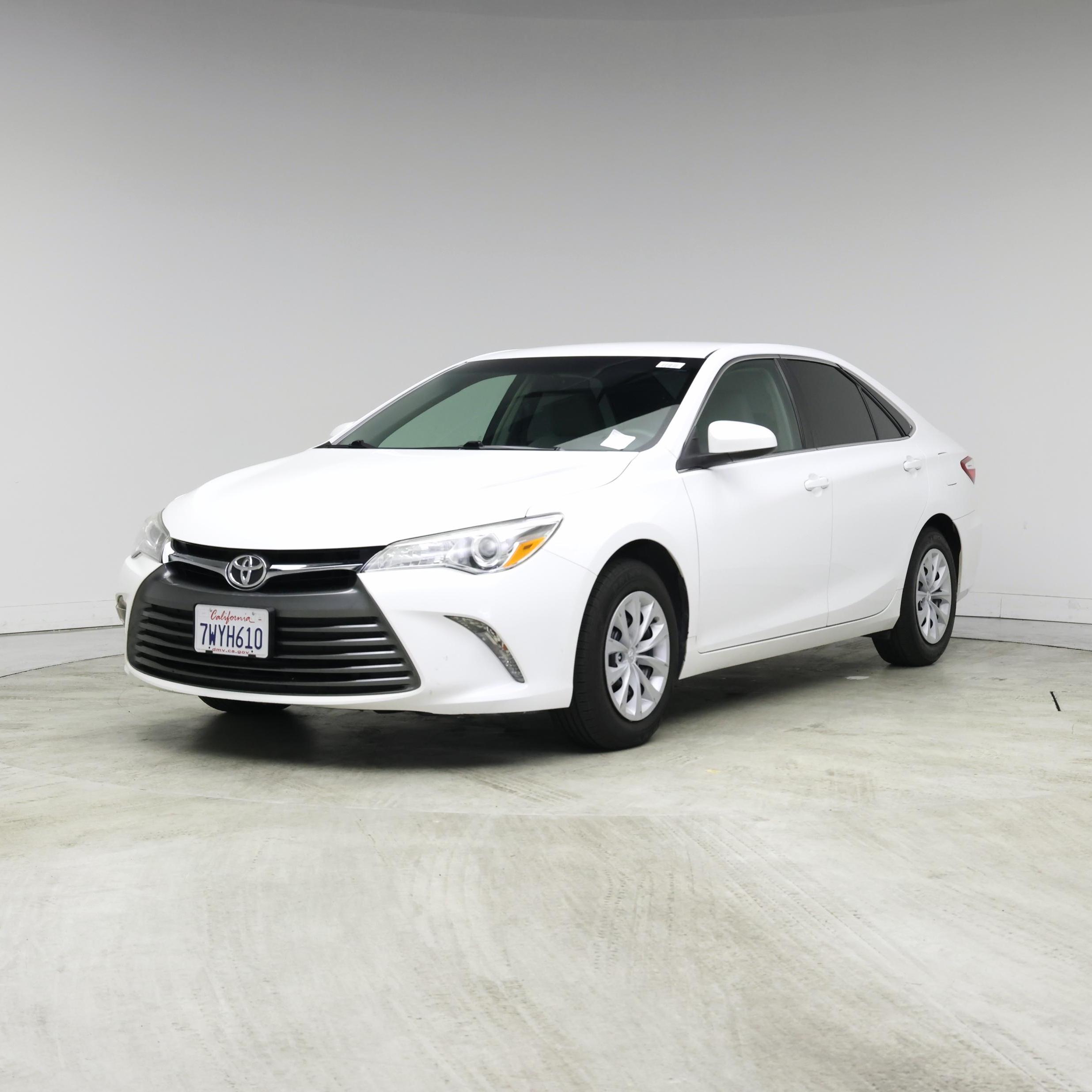 Thumbnail: 2017 Toyota Camry - 4